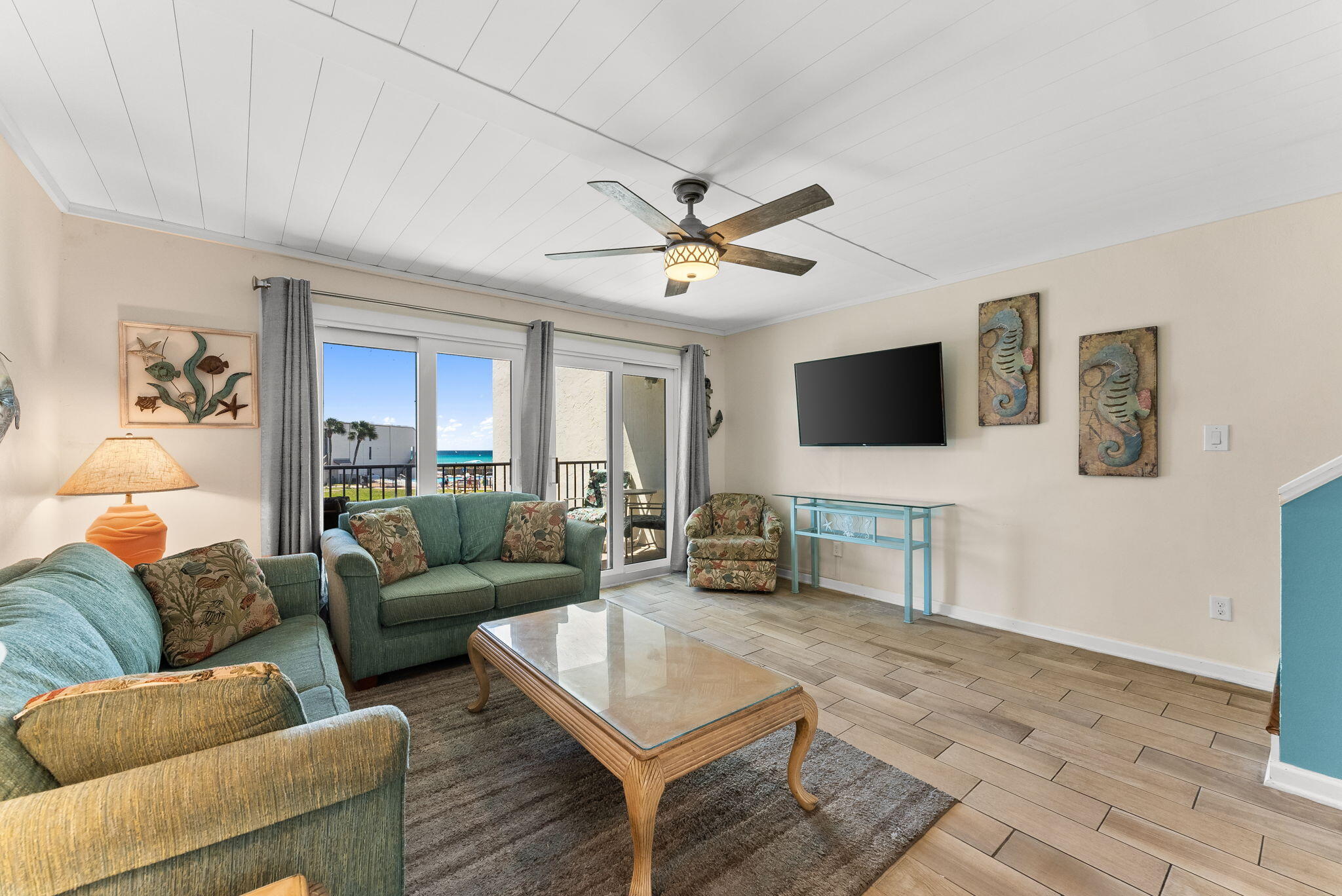 8727 Thomas Drive Panama City Beach FL 32408