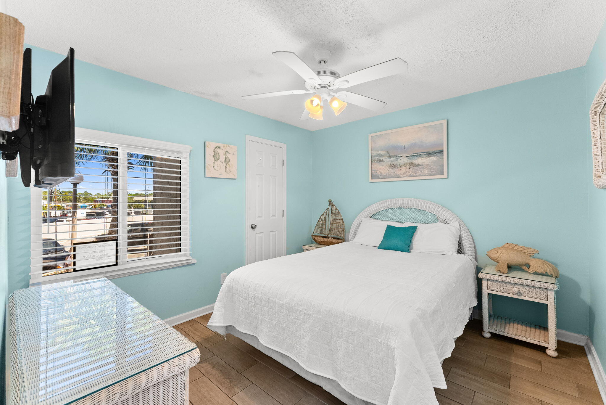 8727 Thomas Drive Panama City Beach FL 32408
