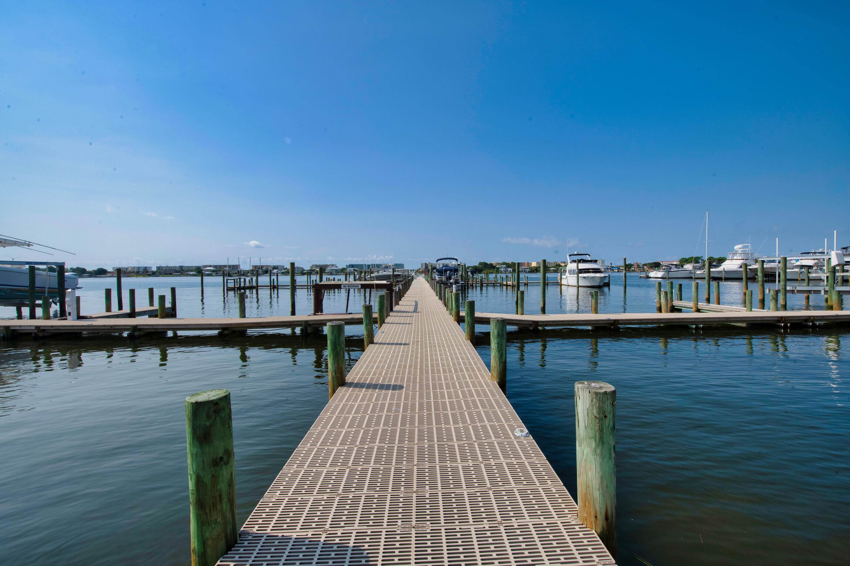 200 SW Miracle Strip Parkway Fort Walton Beach FL 32548