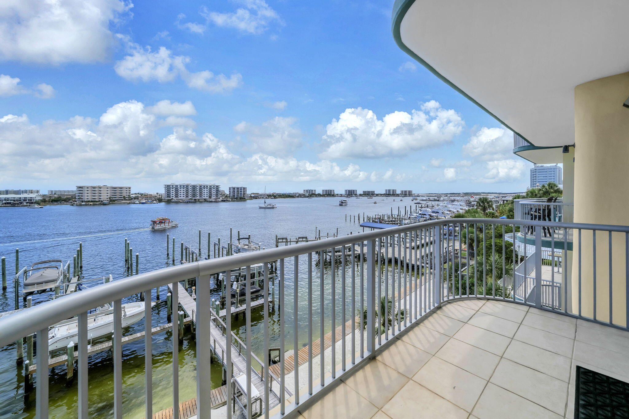 508 Harbor Boulevard Destin FL 32541
