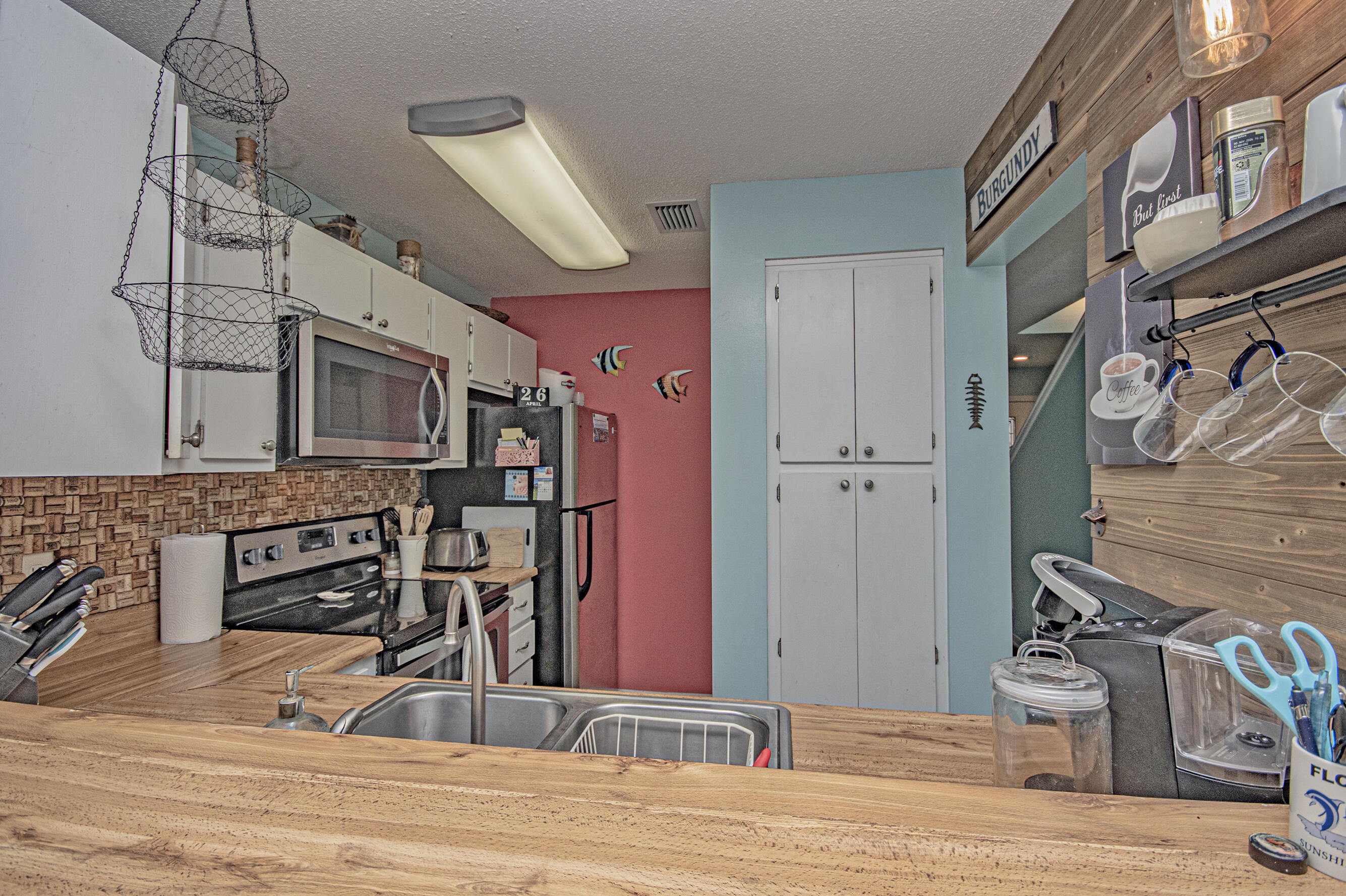 8730 Thomas Drive Panama City Beach FL 32408