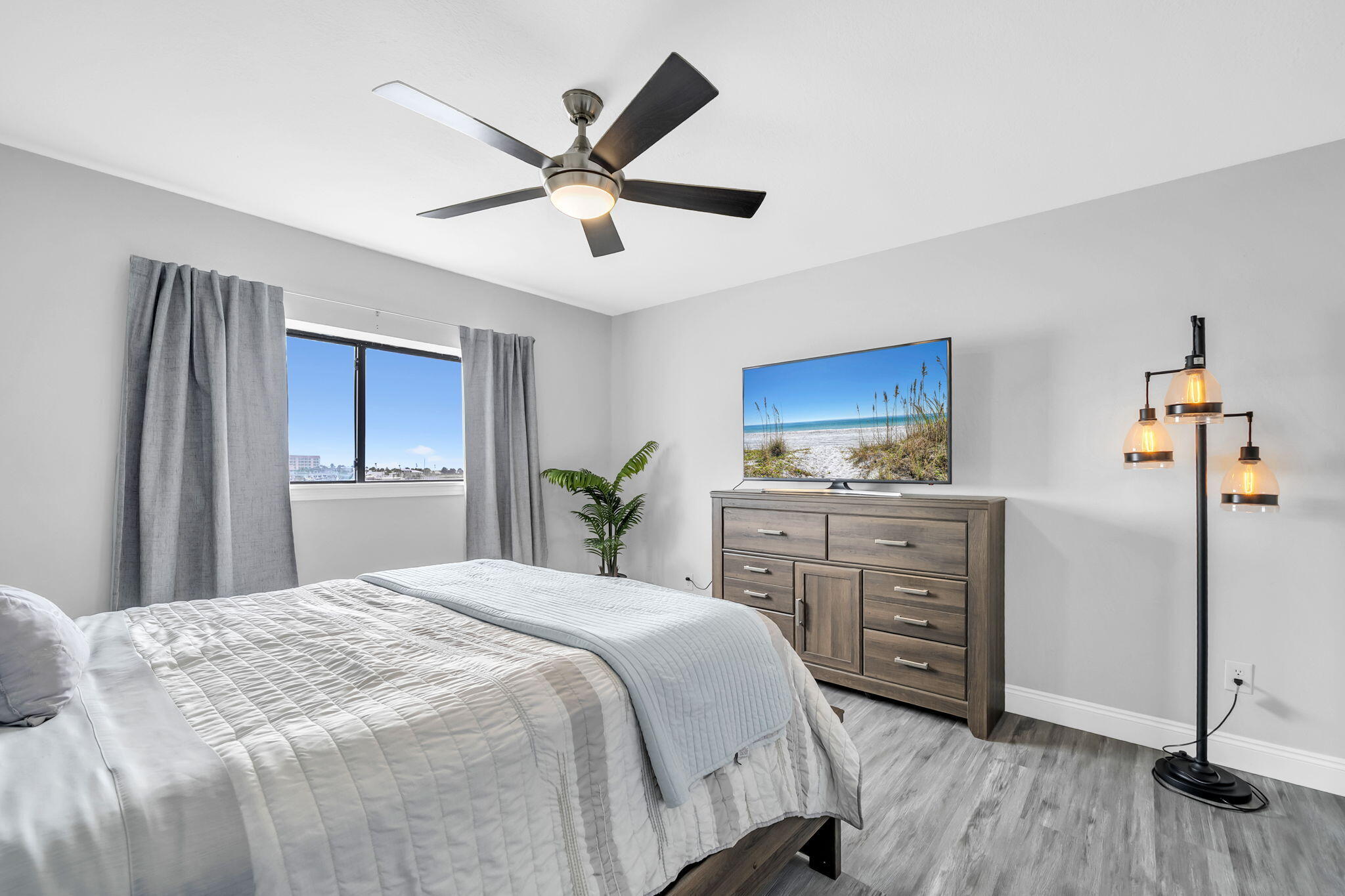 236 SW Miracle Strip Parkway Fort Walton Beach FL 32548
