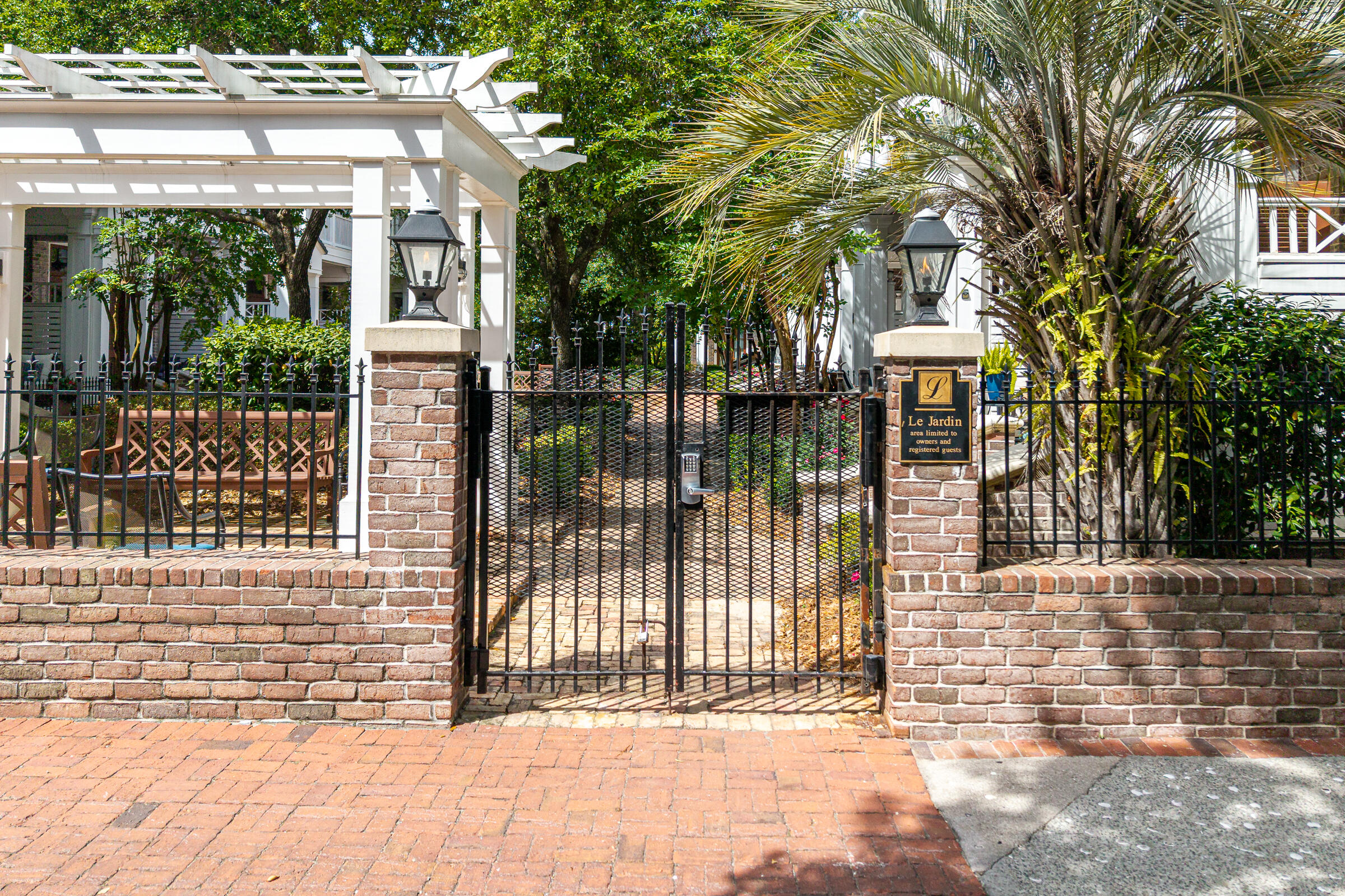 9201 Market Street Inn Miramar Beach FL 32550