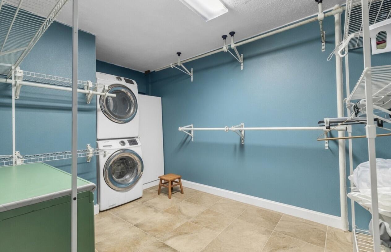 5612 Hilltop Avenue Panama City Beach FL 32408
