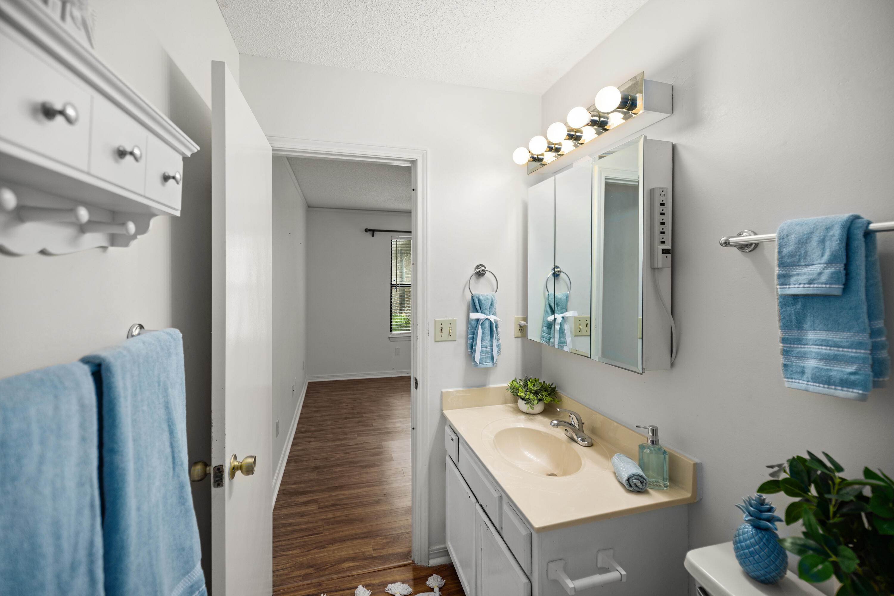 42 Hidden Cove Circle Valparaiso FL 32580