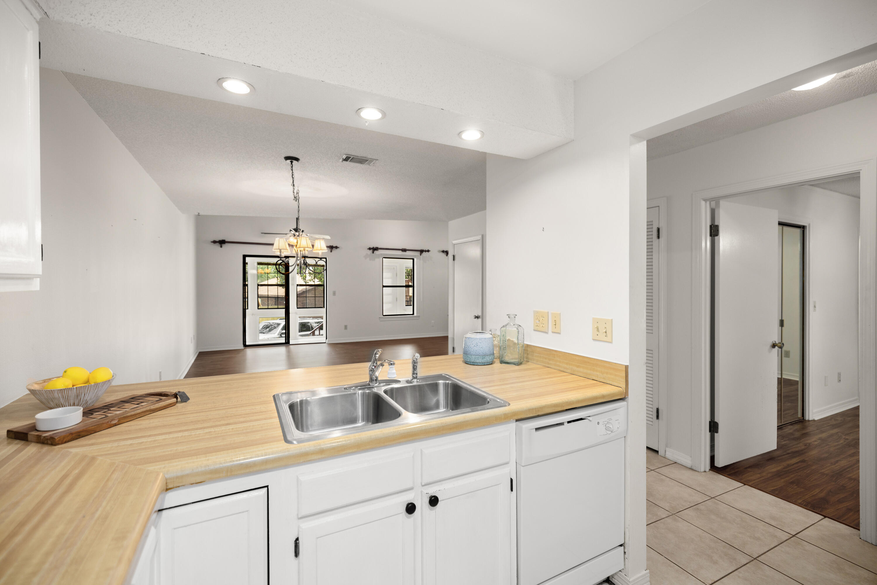 42 Hidden Cove Circle Valparaiso FL 32580