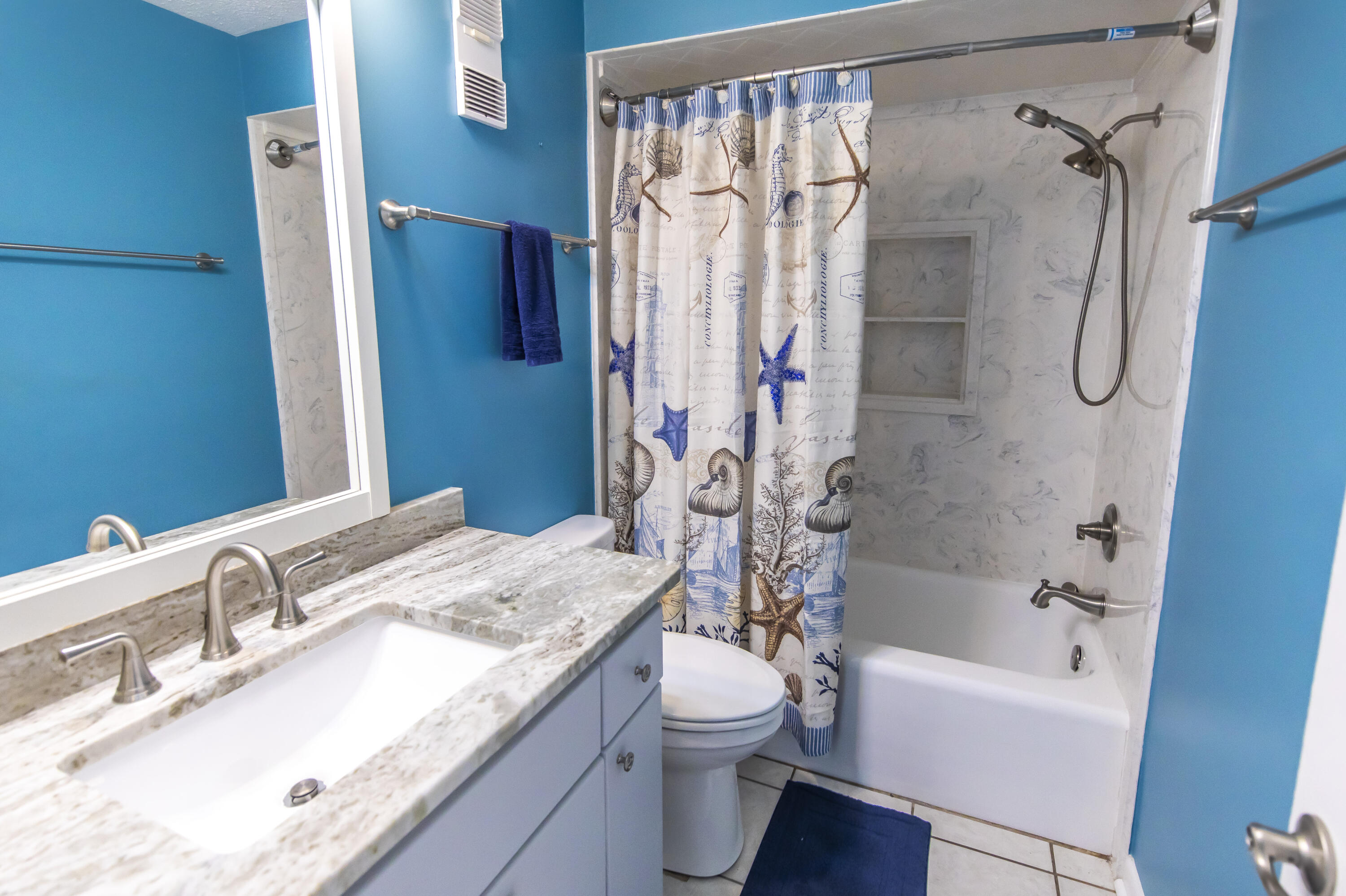 5801 Thomas Drive Panama City Beach FL 32408