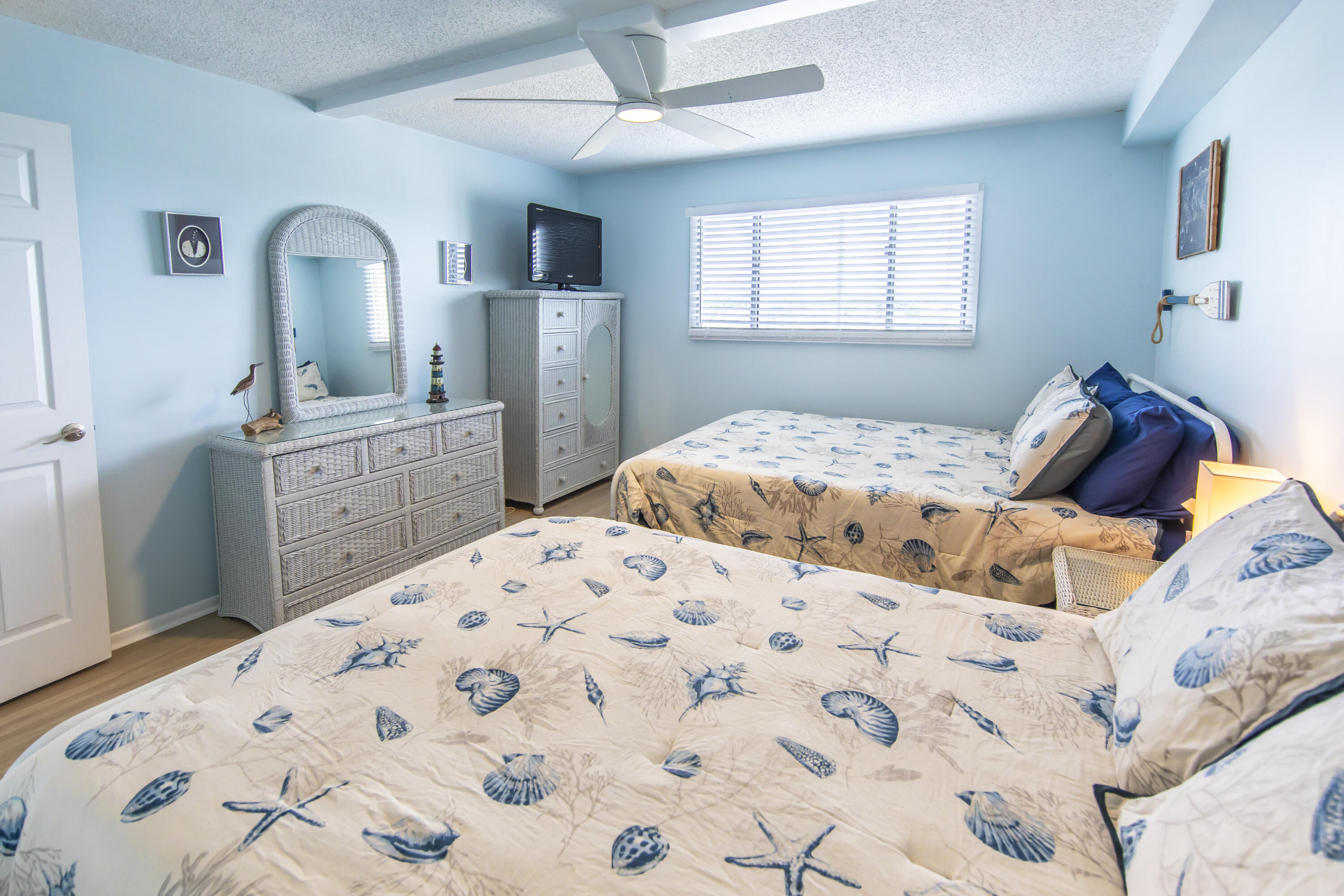 5801 Thomas Drive Panama City Beach FL 32408