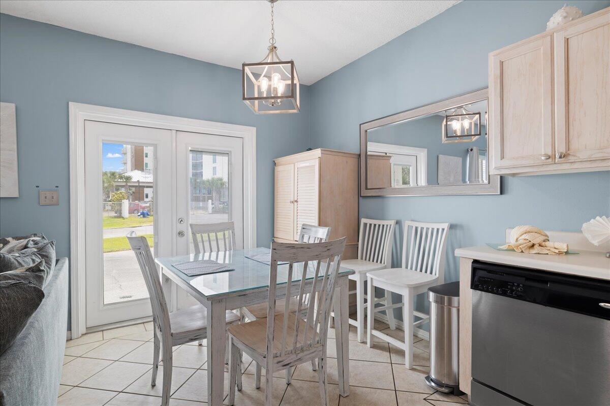 1995 Devmor Court Fort Walton Beach FL 32548