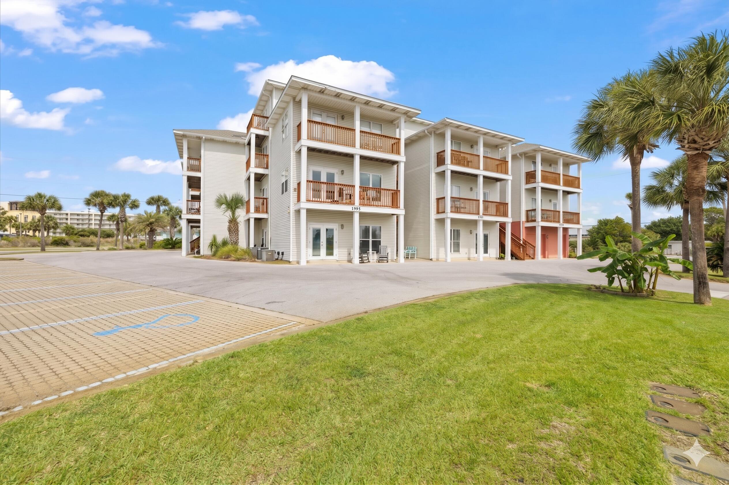 1995 Devmor Court Fort Walton Beach FL 32548