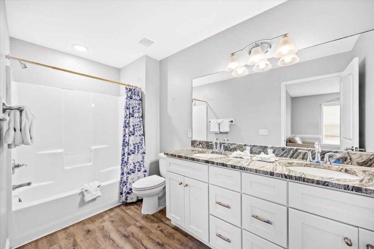 6006 Thomas Drive Panama City Beach FL 32408