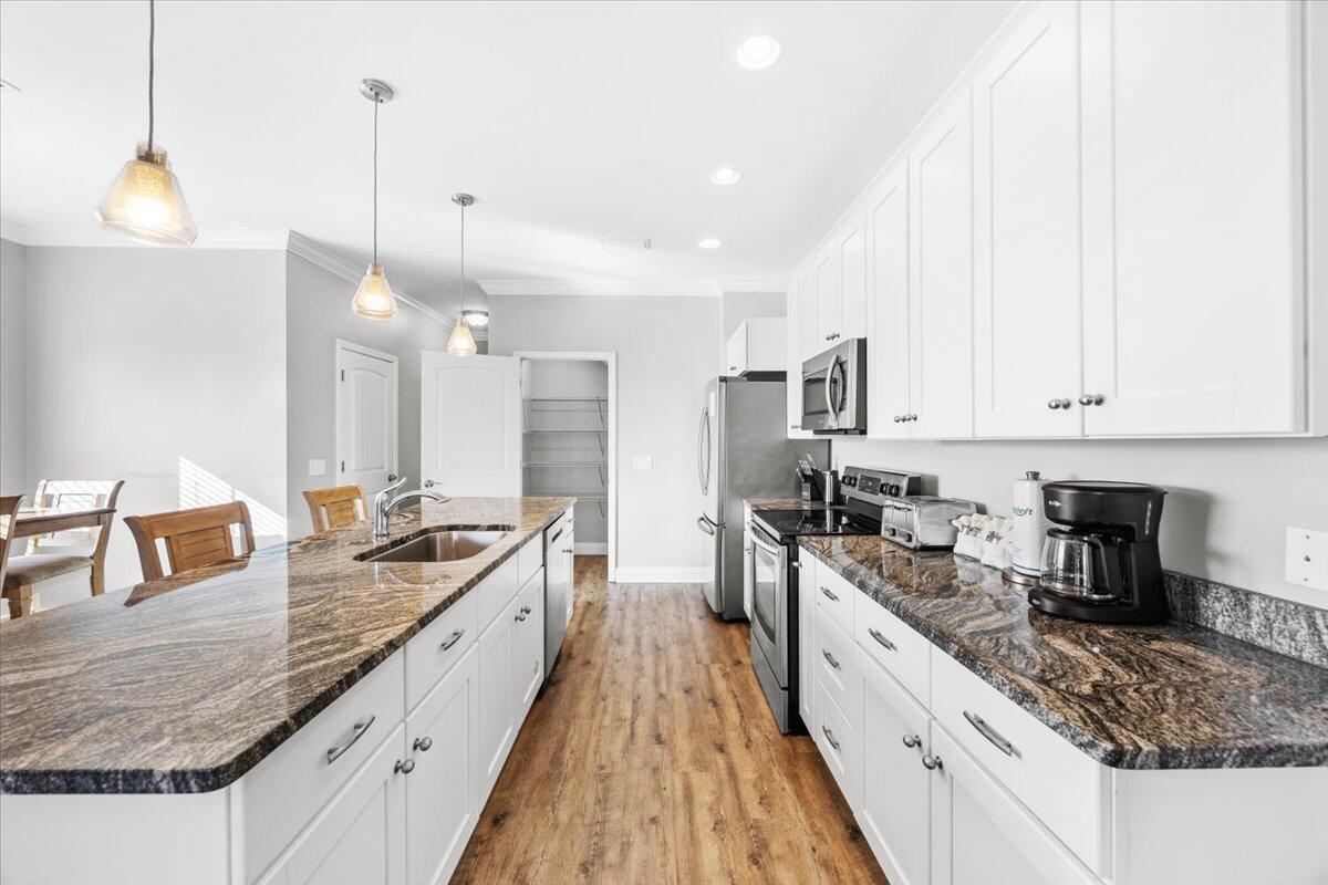 6006 Thomas Drive Panama City Beach FL 32408