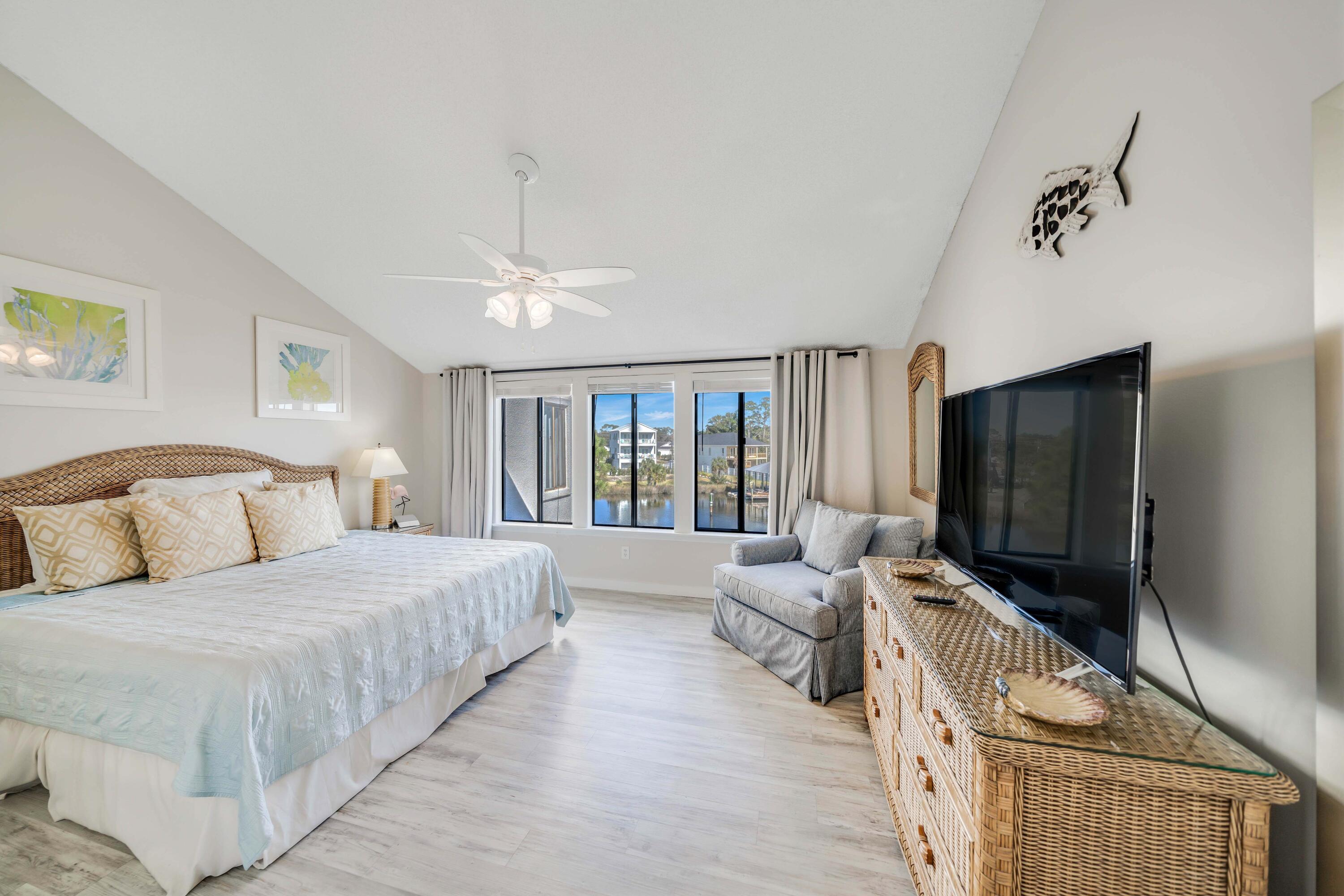 8730 Thomas Drive Panama City Beach FL 32408