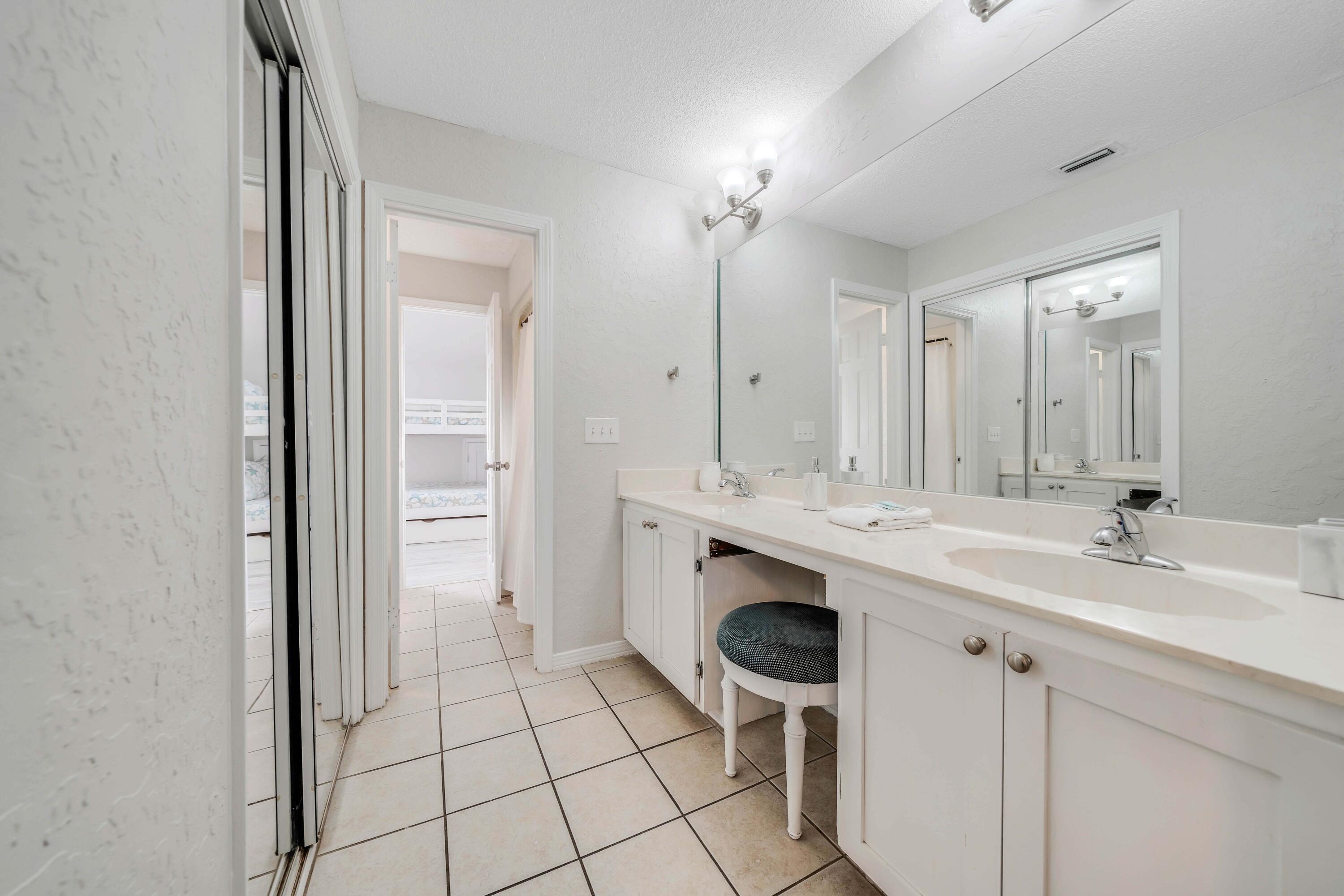8730 Thomas Drive Panama City Beach FL 32408