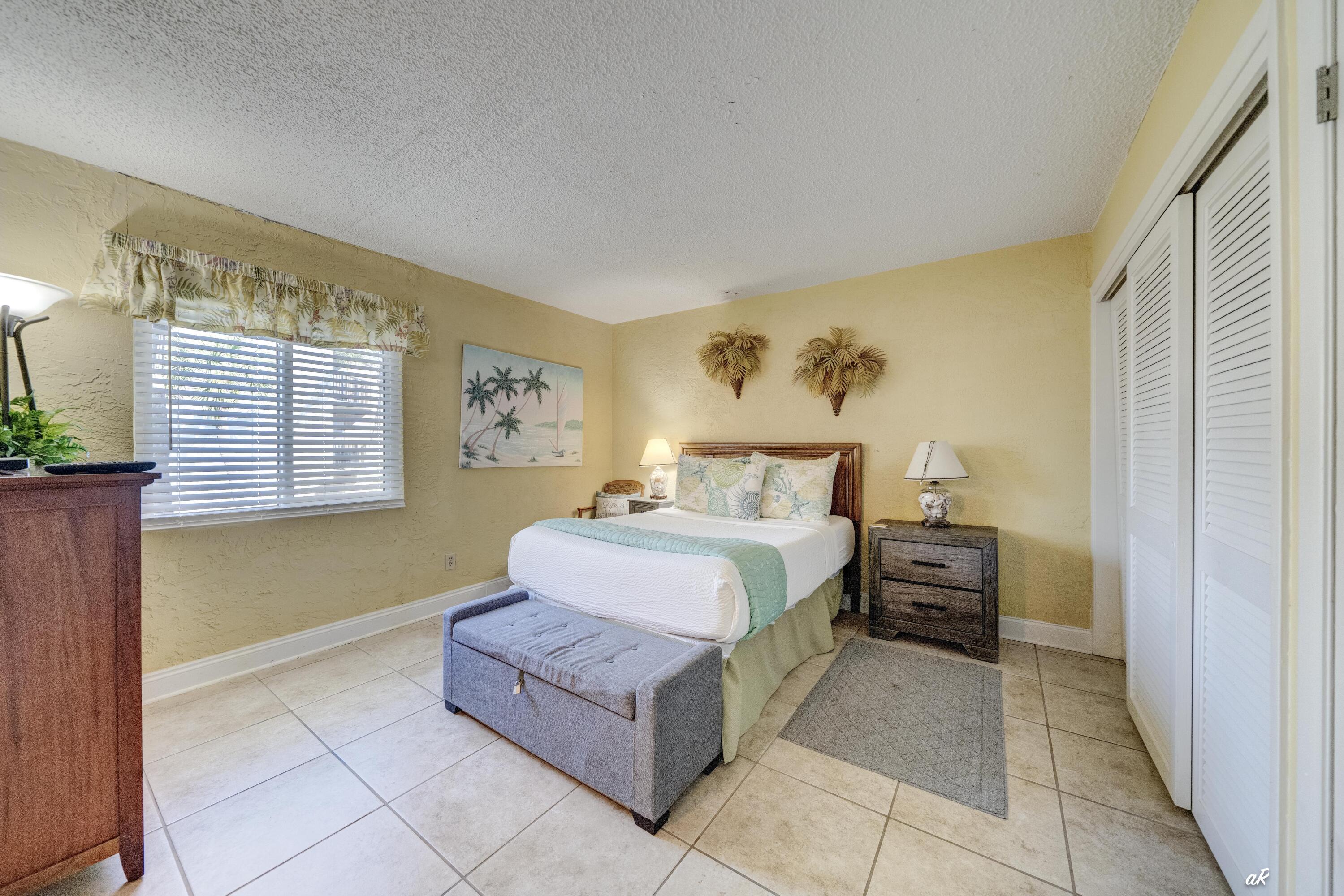 8727 Thomas Drive Panama City Beach FL 32408
