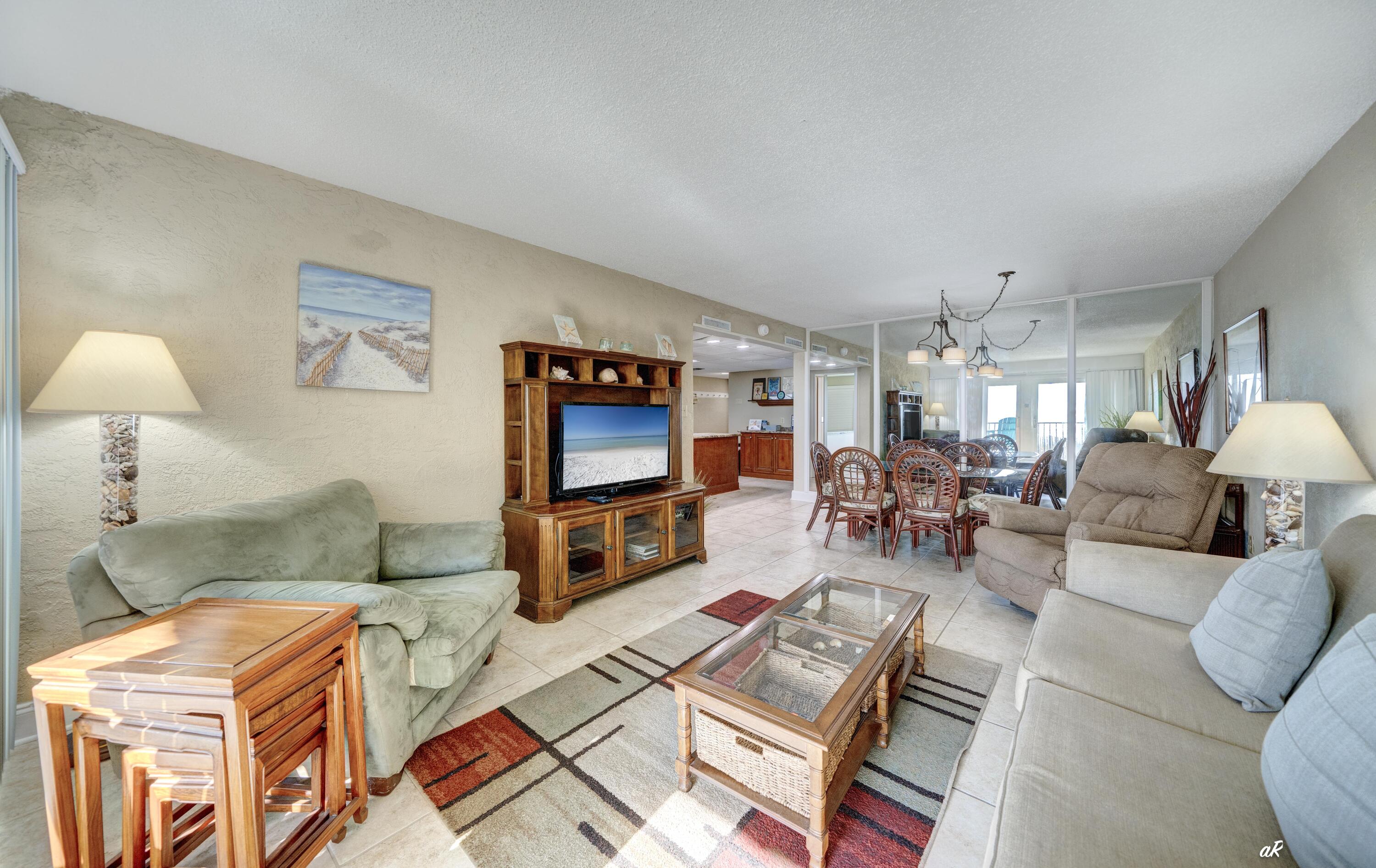 8727 Thomas Drive Panama City Beach FL 32408