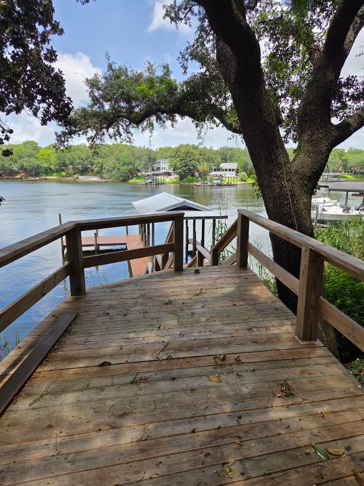 37 Carl Brandt Drive Shalimar FL 32579