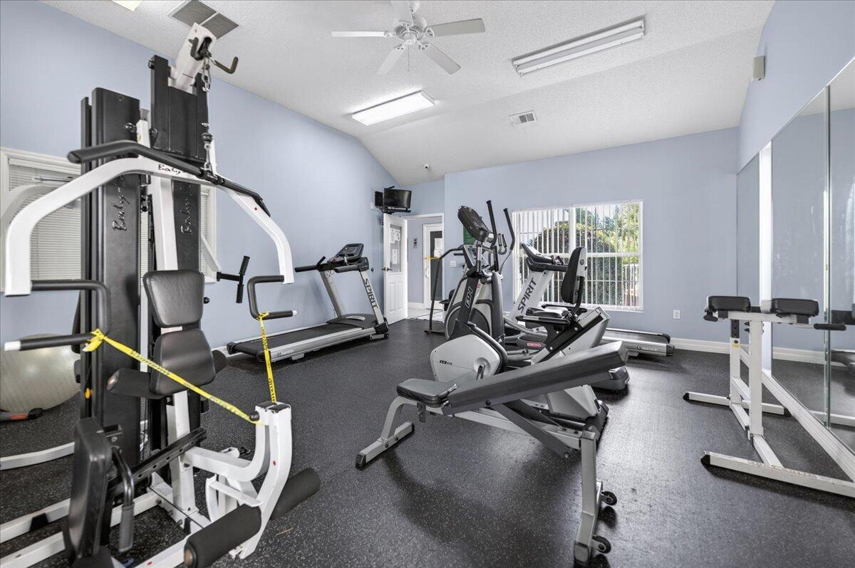4276 Calinda Lane Niceville FL 32578