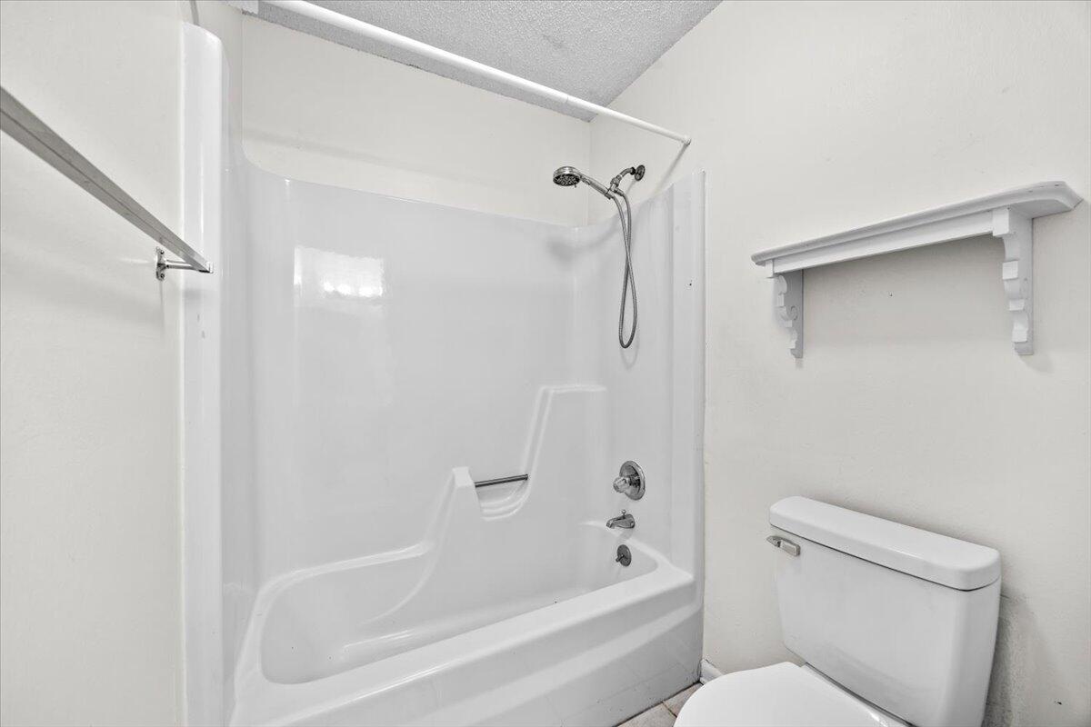 4717 Huron Drive Pensacola FL 32507