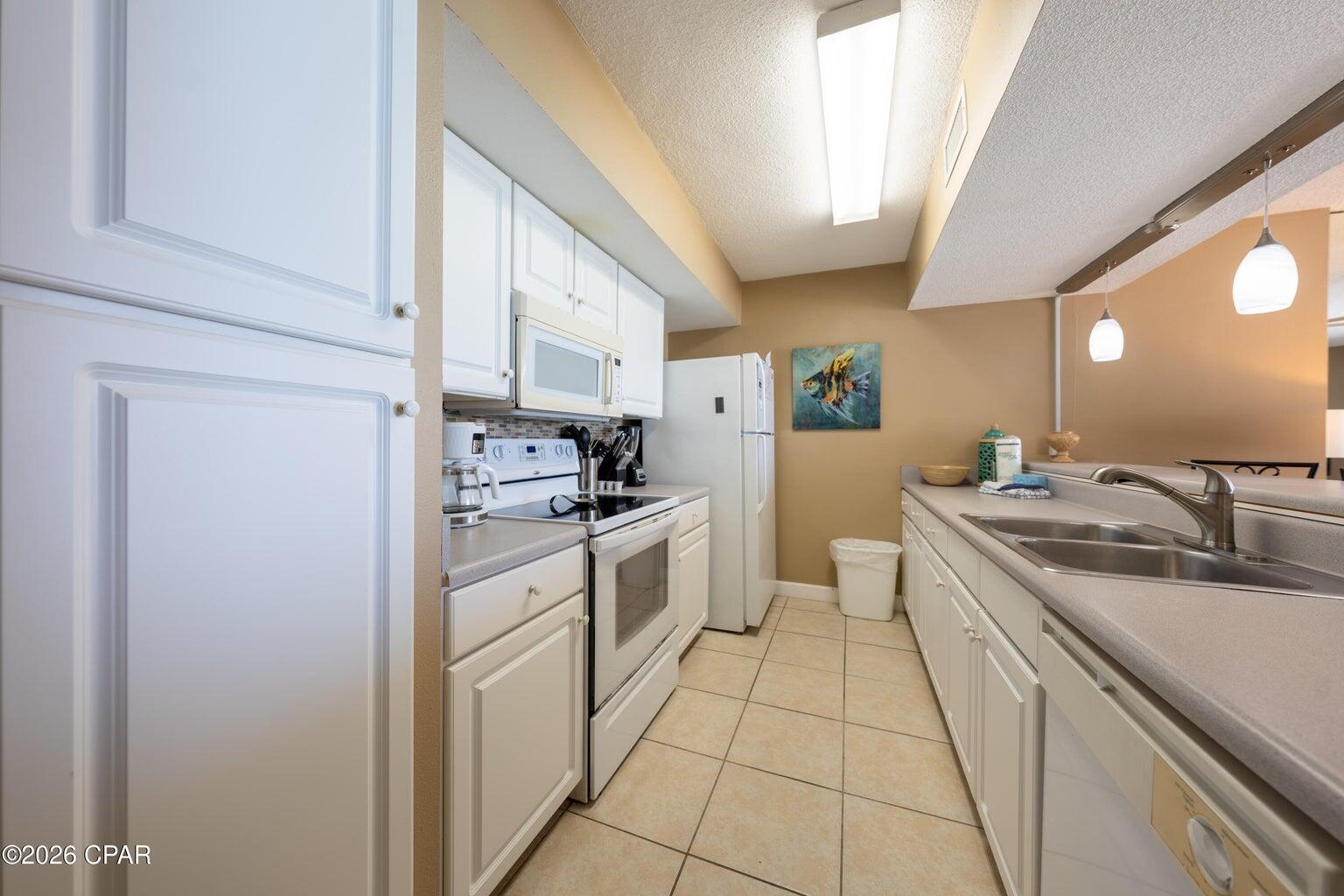7205 Thomas Drive Panama City Beach FL 32408