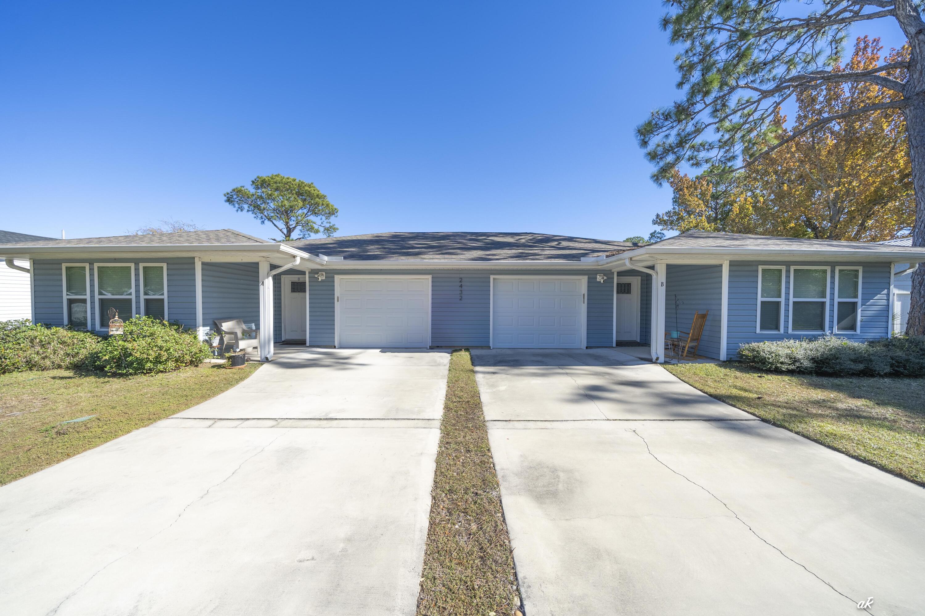 2432 Valley Oak Court A&b Panama City Beach FL 32408