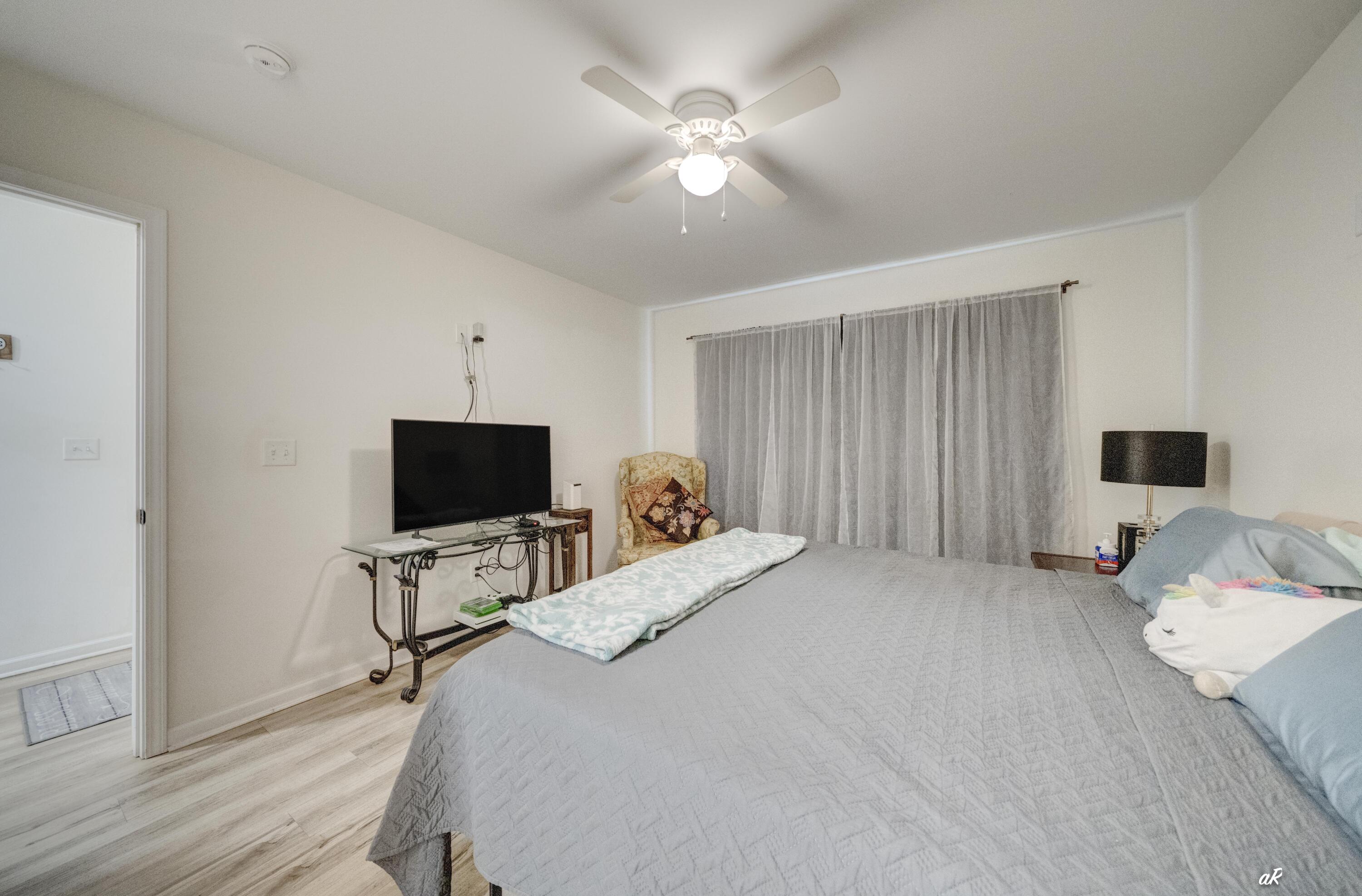 2432 Valley Oak Court A&b Panama City Beach FL 32408