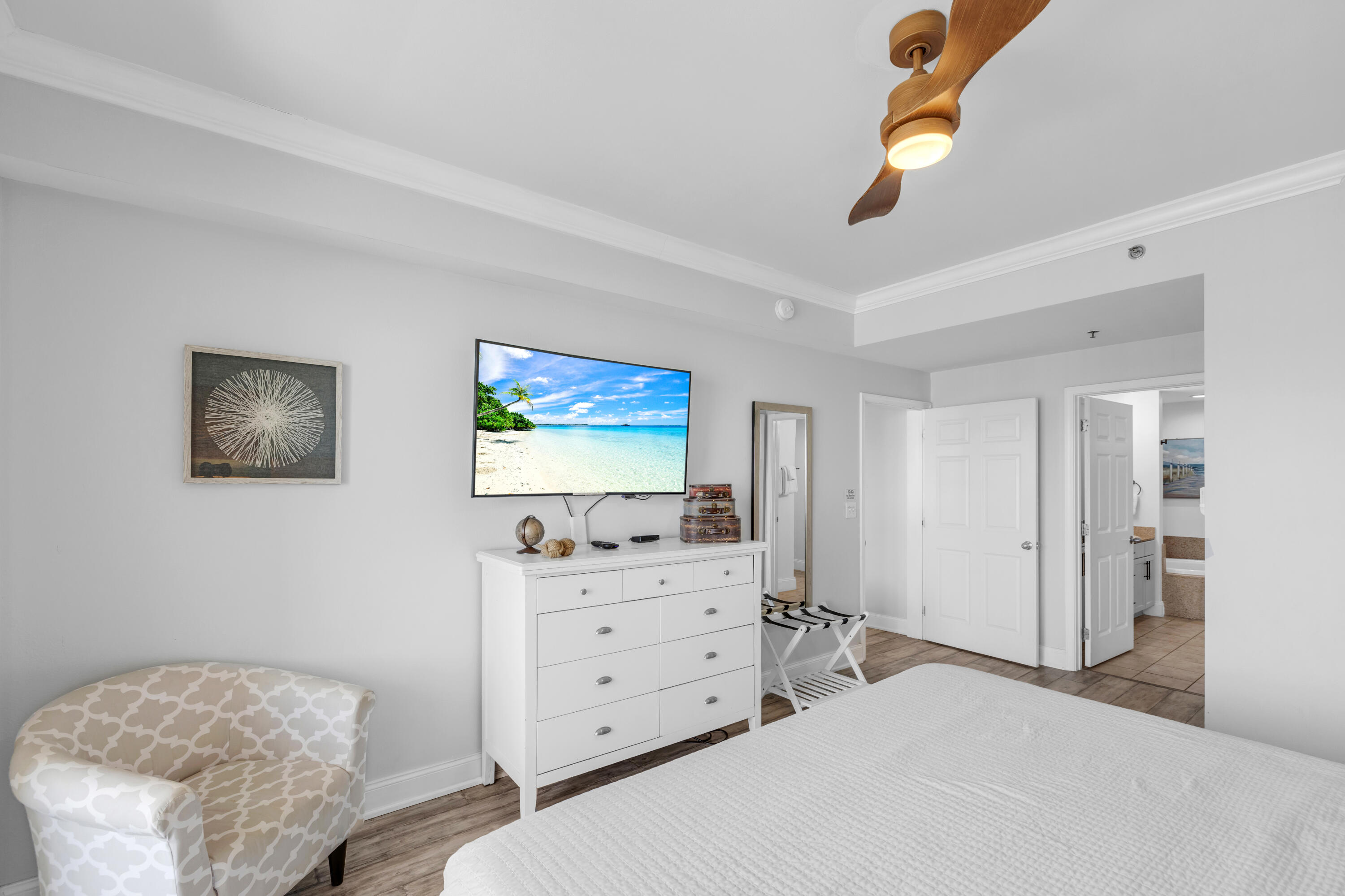 9860 S Thomas Drive Panama City Beach FL 32408