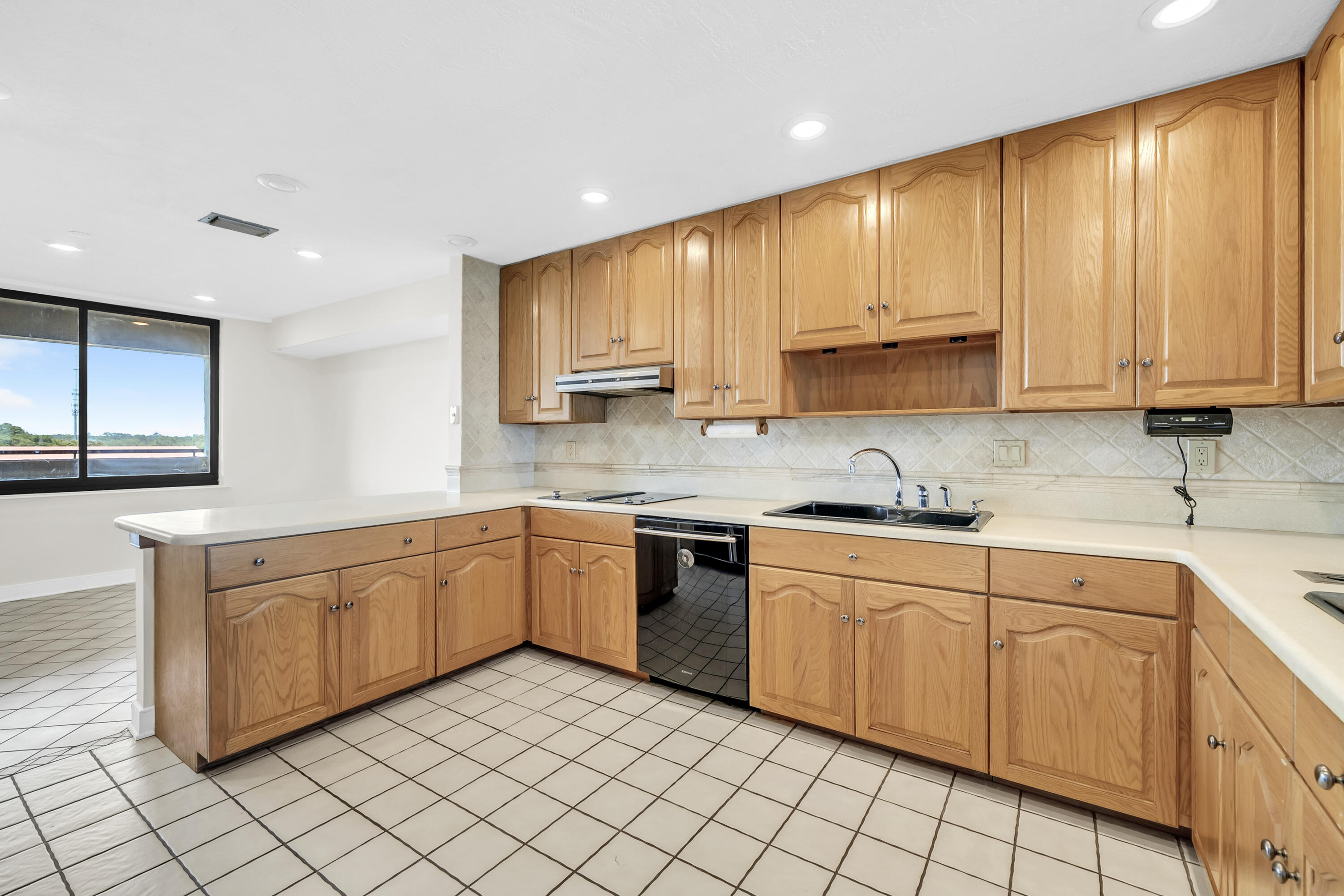 200 SW Miracle Strip Parkway Fort Walton Beach FL 32548
