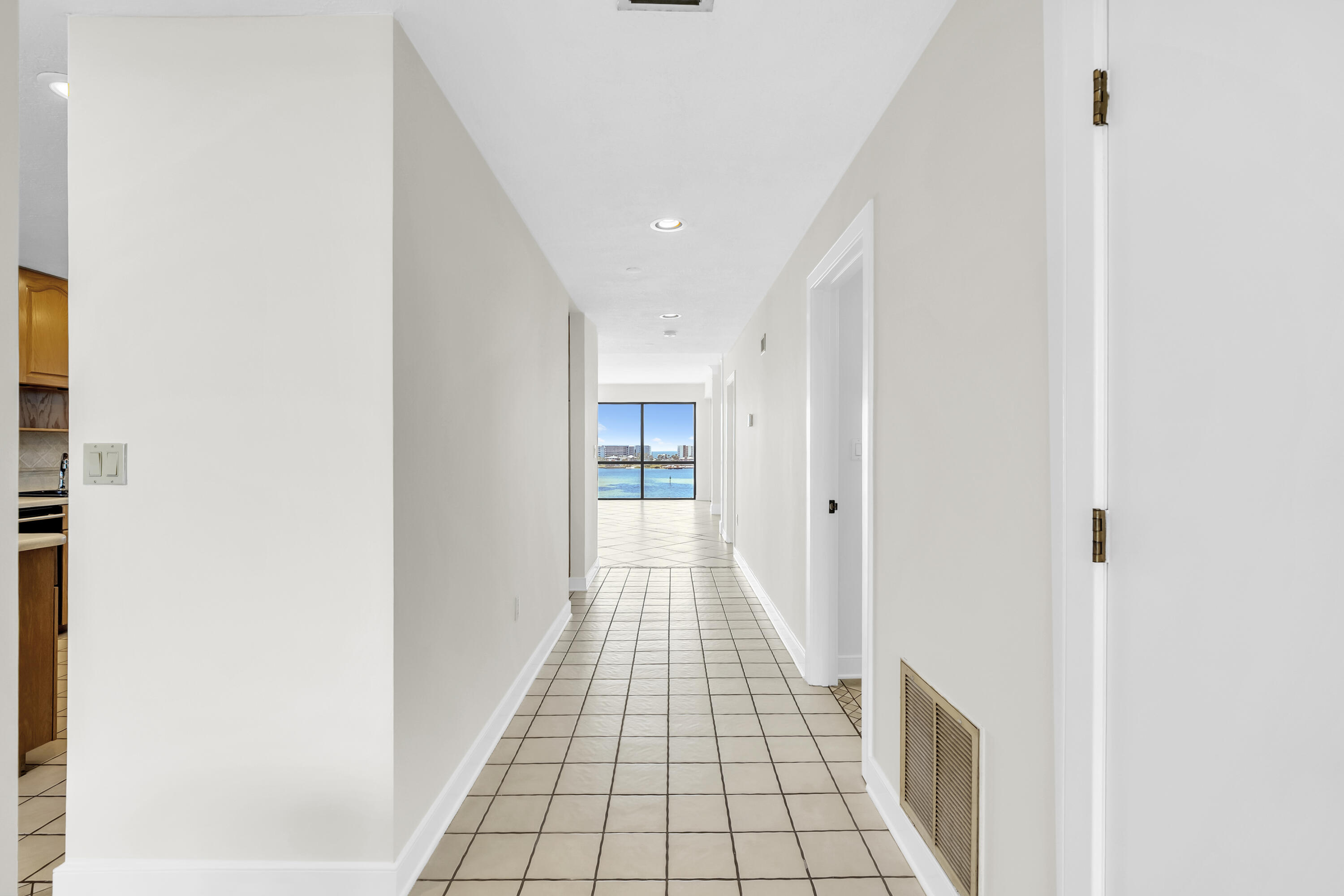 200 SW Miracle Strip Parkway Fort Walton Beach FL 32548