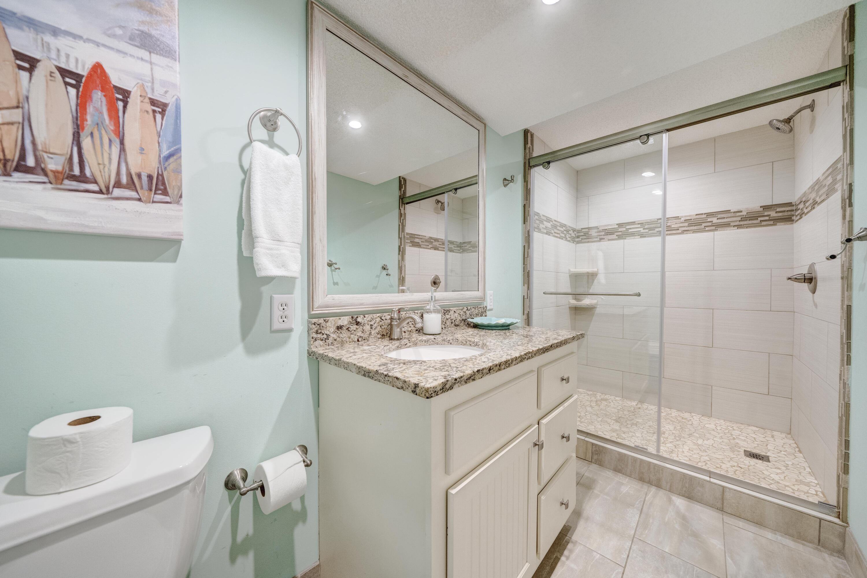 7205 Thomas Drive Panama City Beach FL 32408