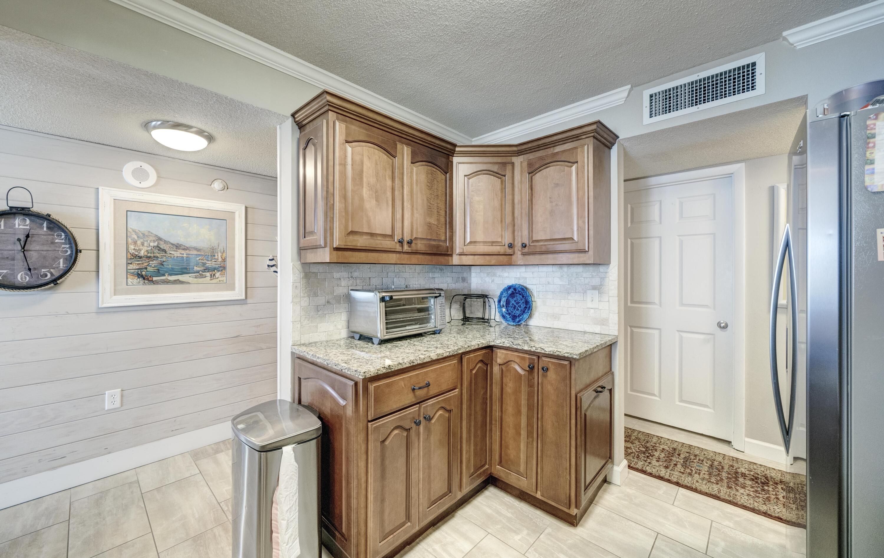 7205 Thomas Drive Panama City Beach FL 32408