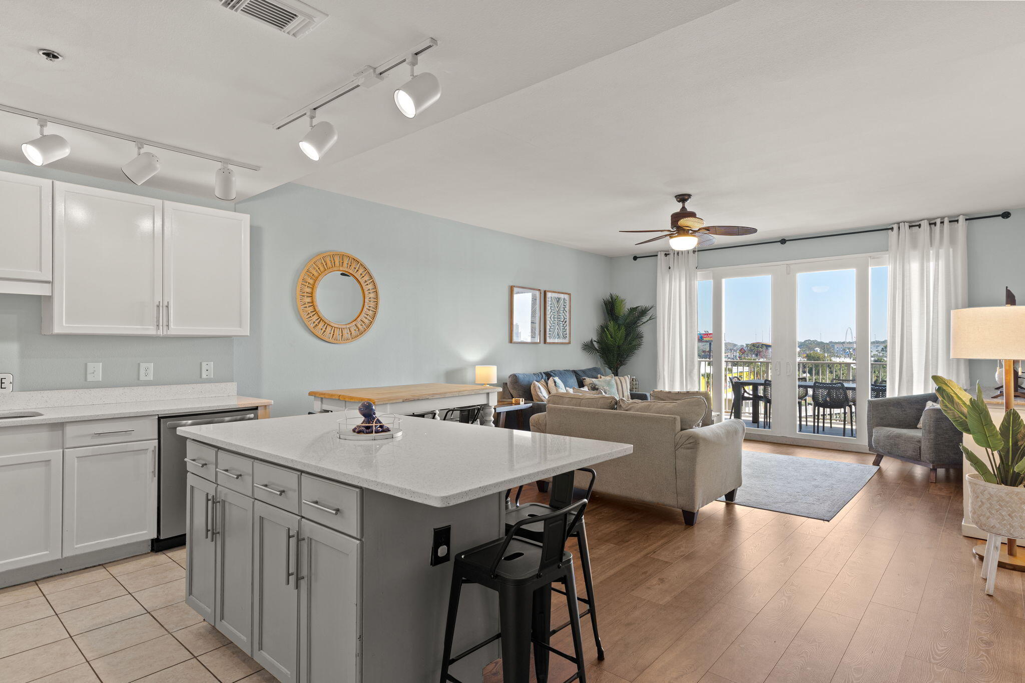 9902 S Thomas Drive Panama City Beach FL 32408