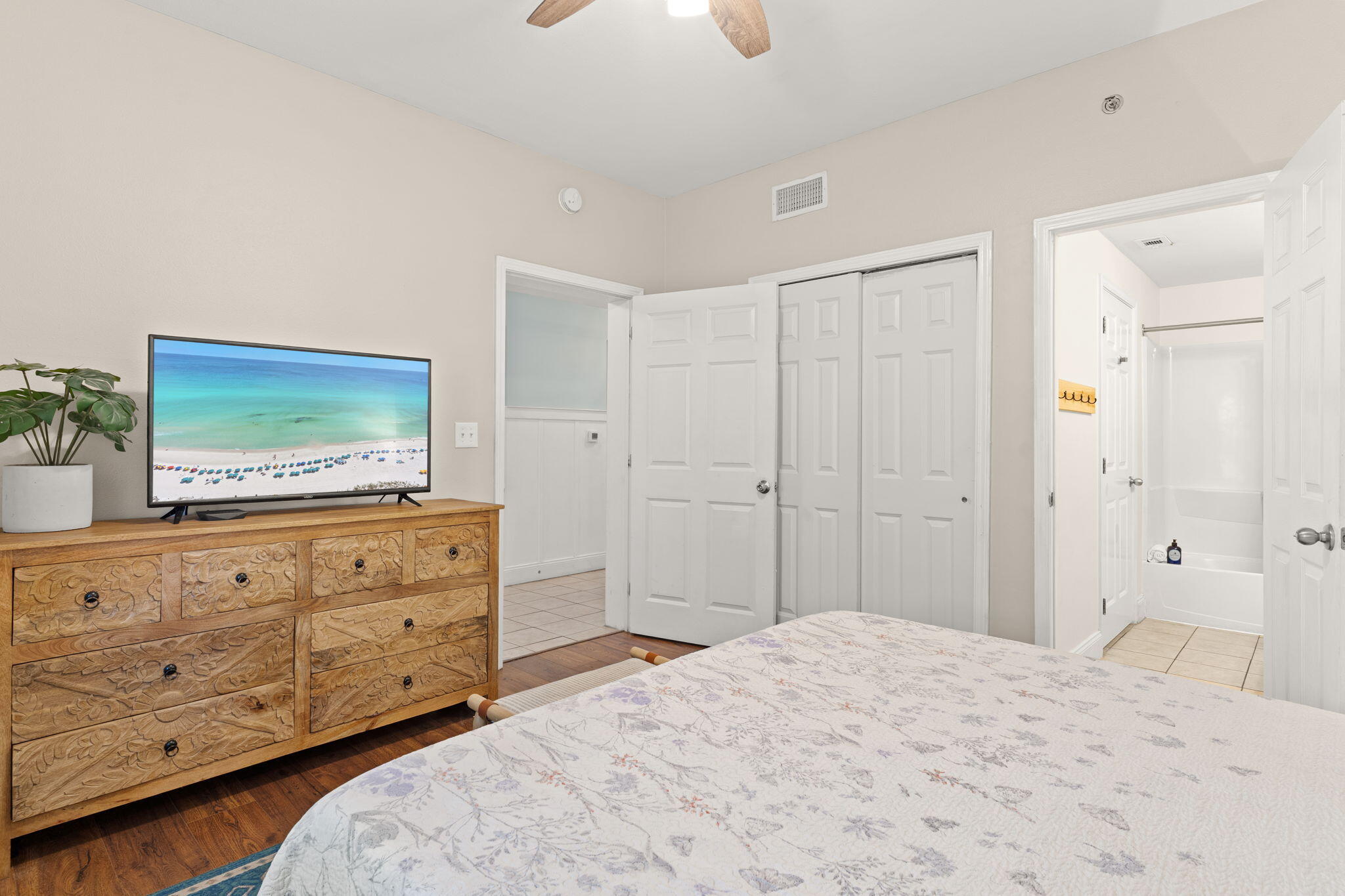9902 S Thomas Drive Panama City Beach FL 32408
