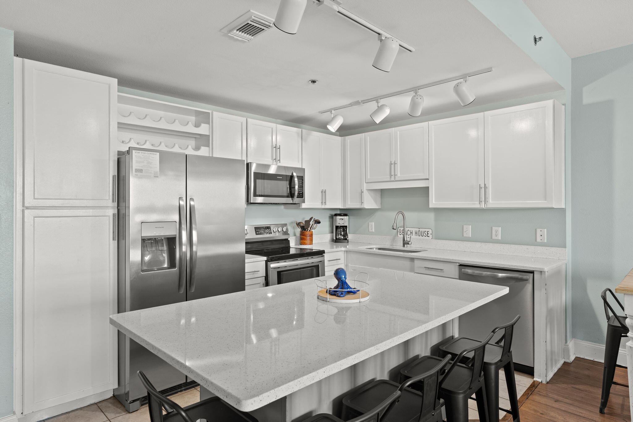 9902 S Thomas Drive Panama City Beach FL 32408