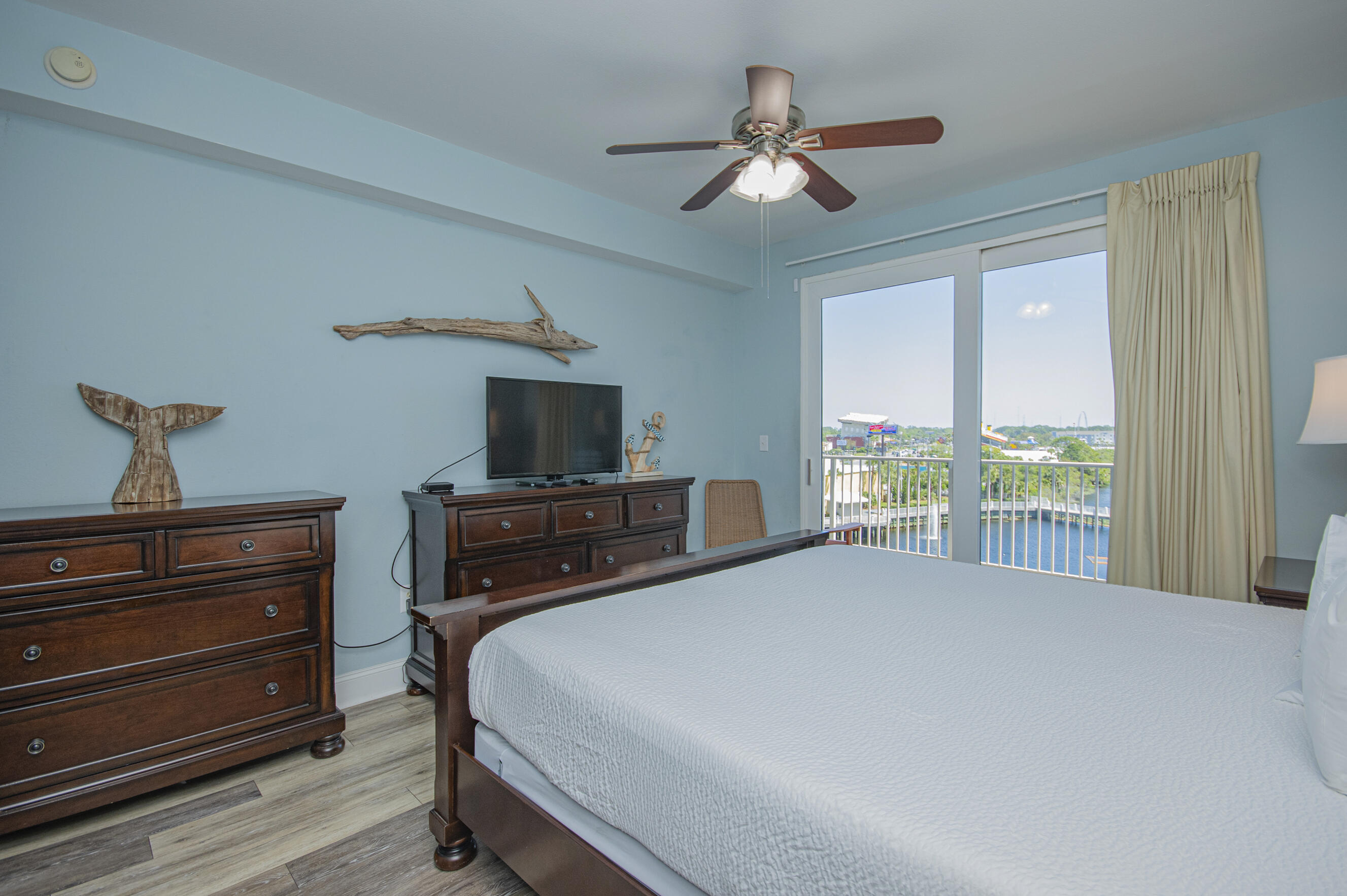 9902 S Thomas Drive Panama City Beach FL 32408