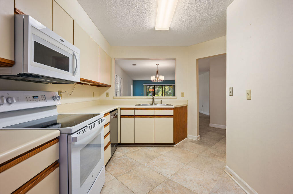 101 Southlake Court Niceville FL 32578