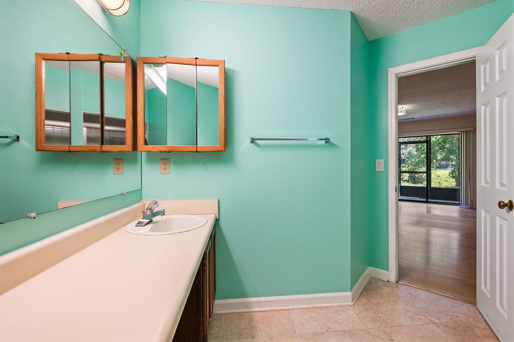 101 Southlake Court Niceville FL 32578