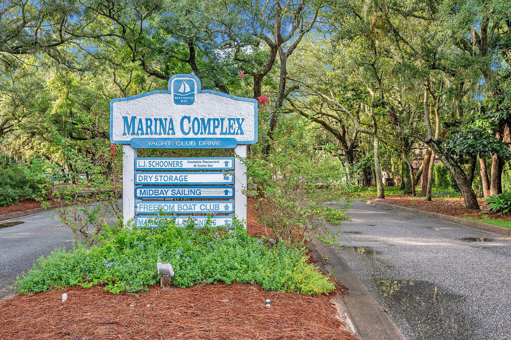 101 Southlake Court Niceville FL 32578