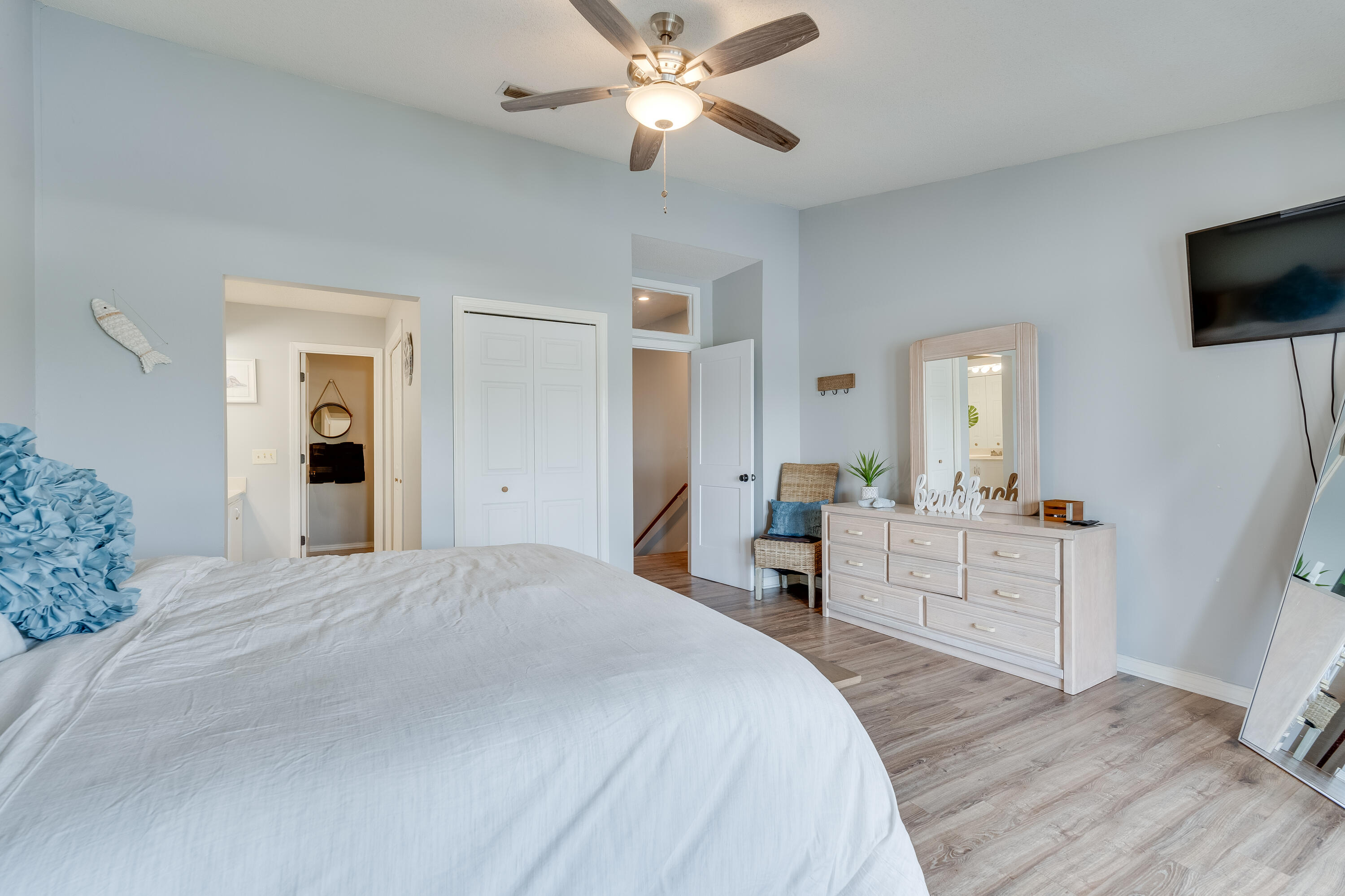 8730 Thomas Drive Panama City Beach FL 32408