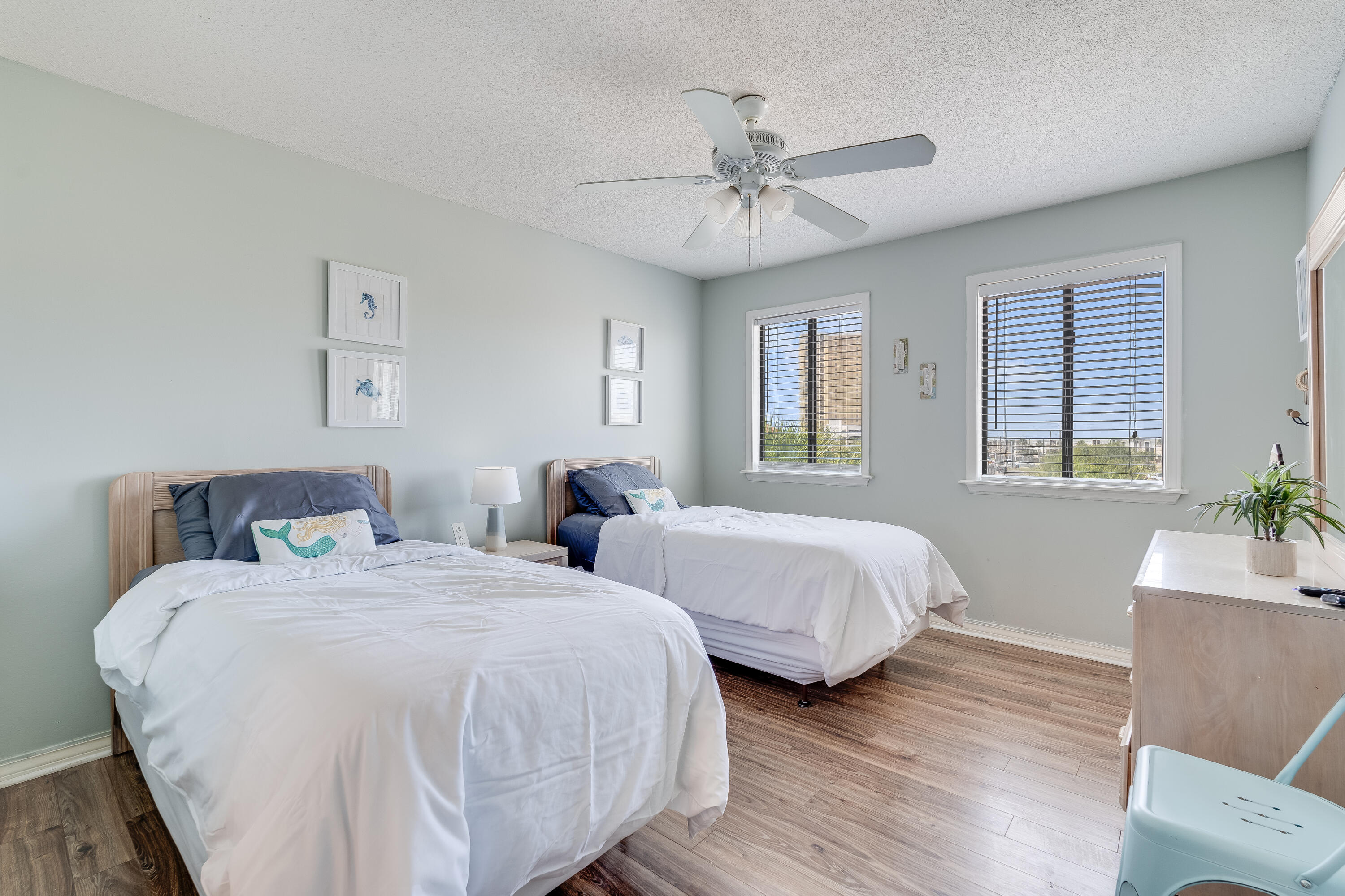 8730 Thomas Drive Panama City Beach FL 32408