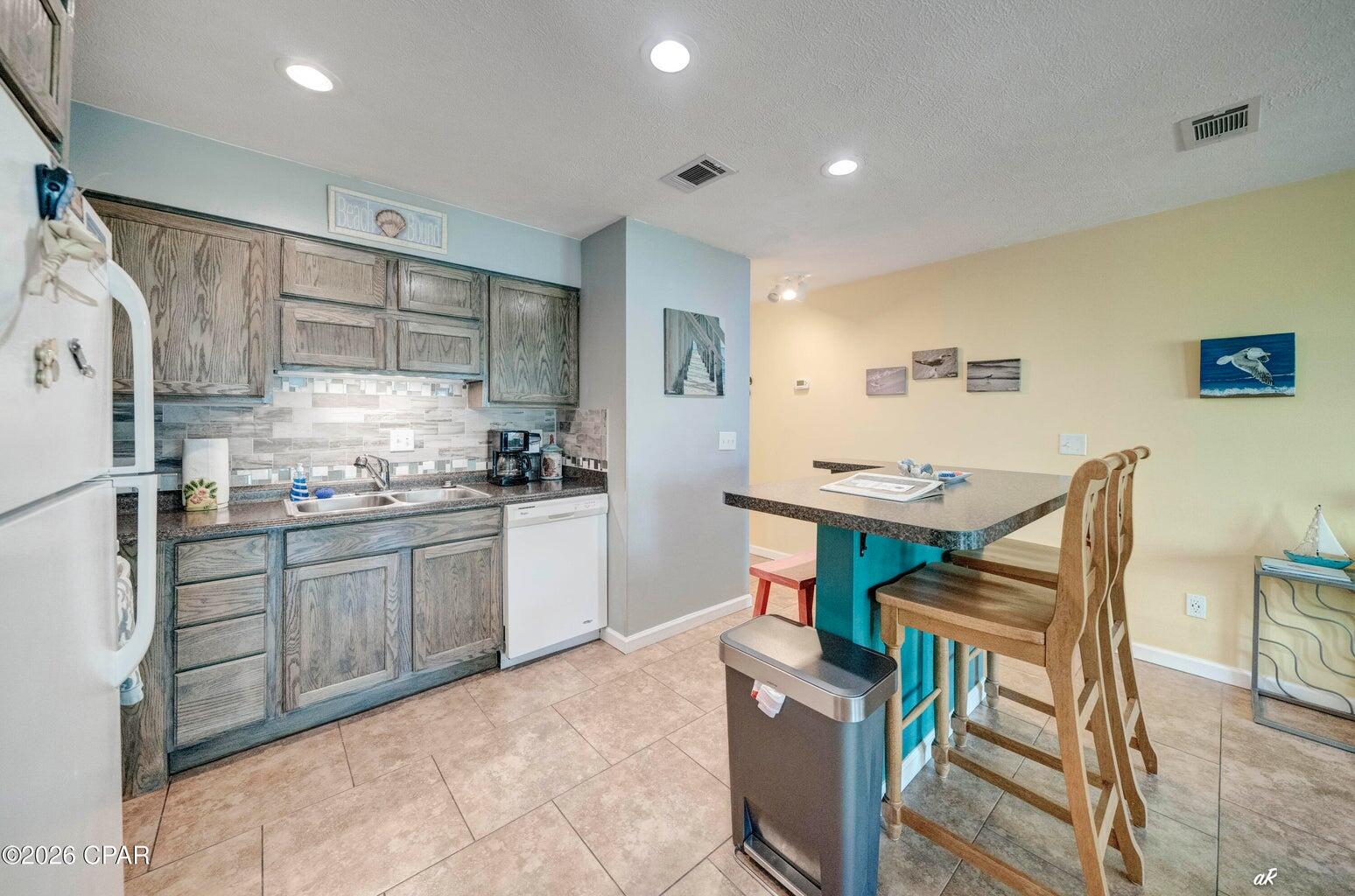 6205 Thomas Panama City Beach FL 32408