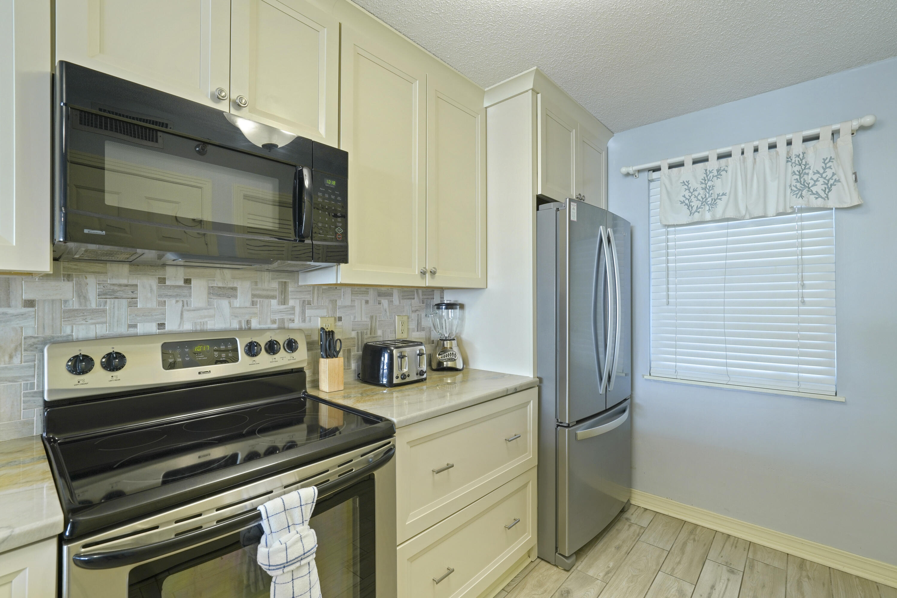 9815 Us Highway 98 W Miramar Beach FL 32550