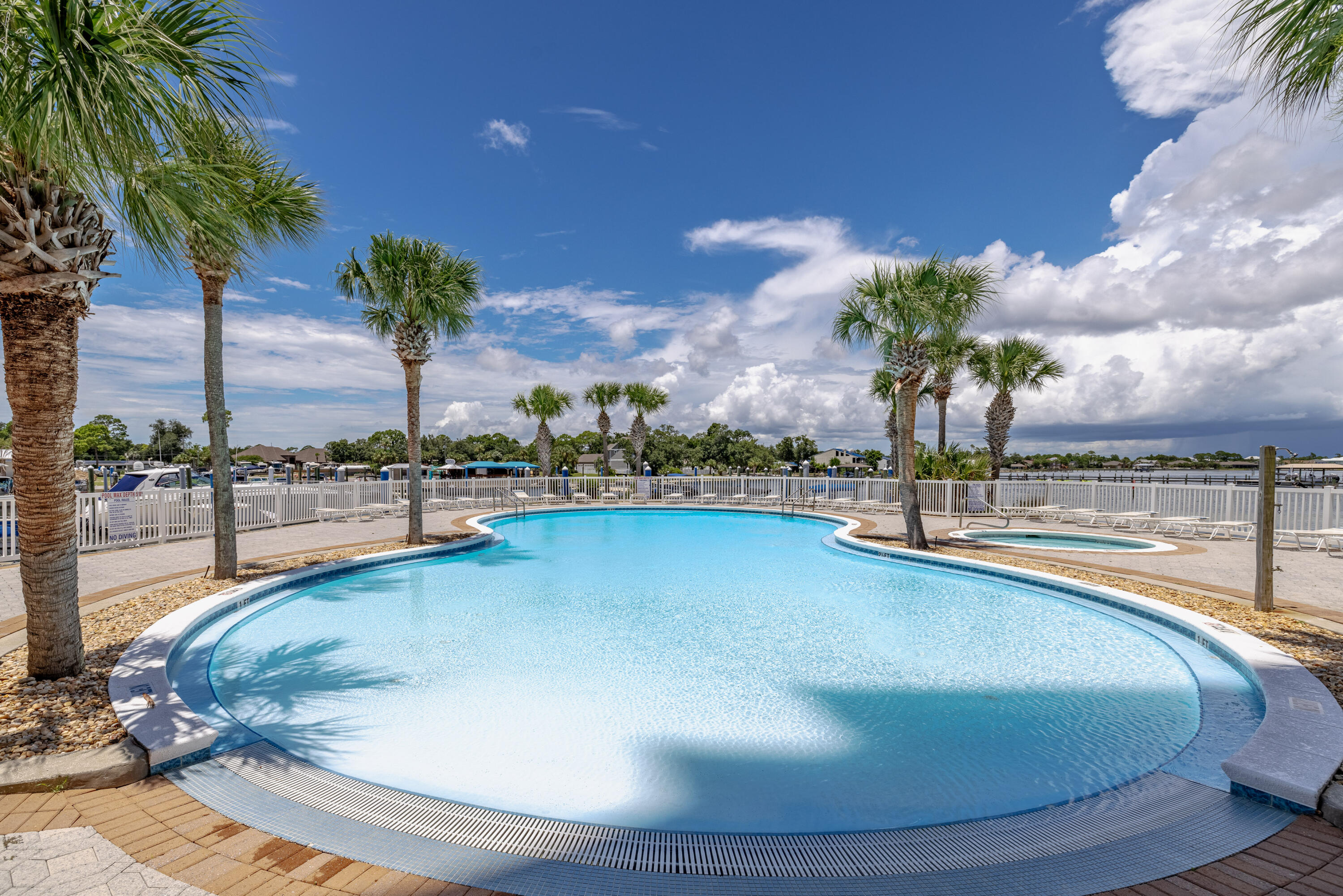 6422 W Highway 98 Panama City Beach FL 32407