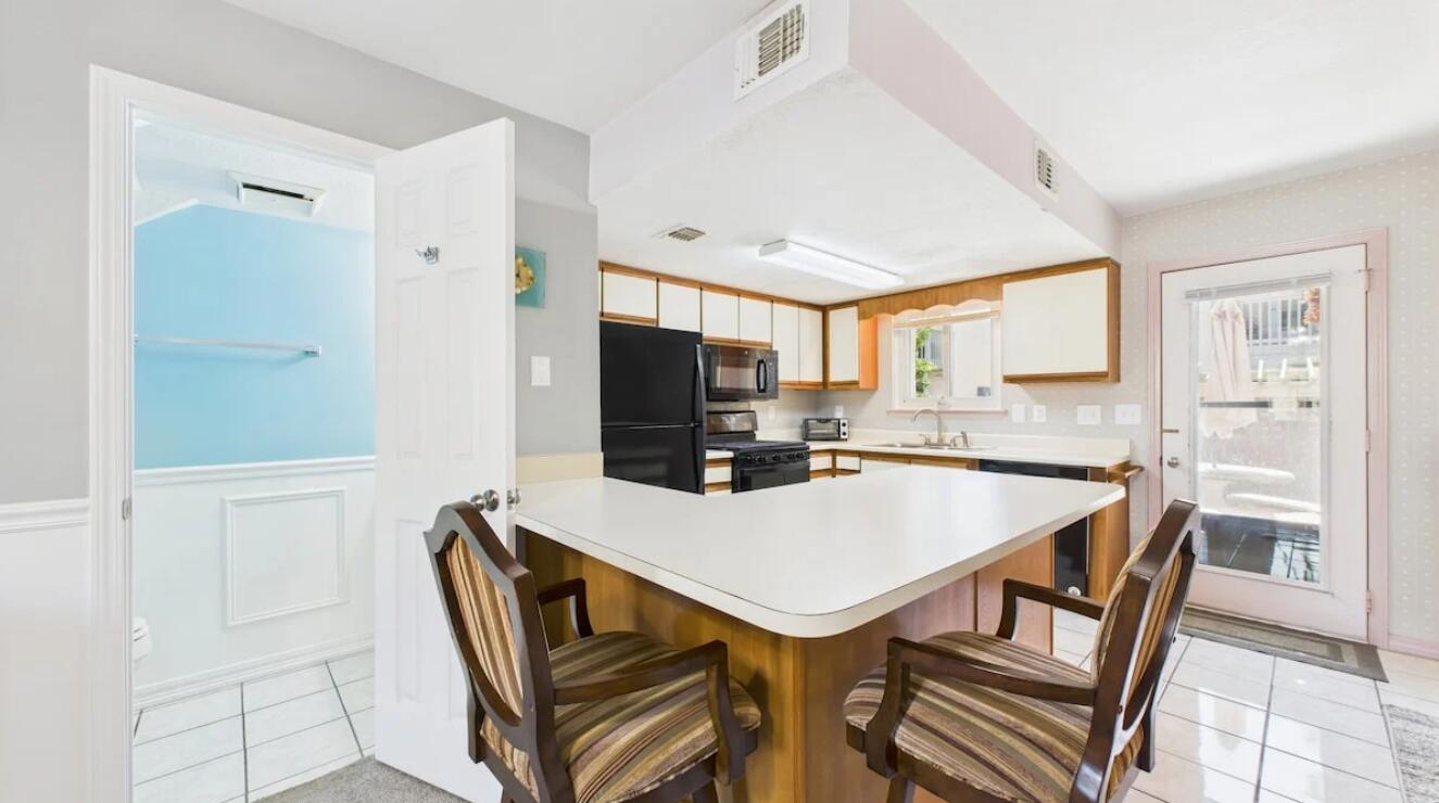 132 W Leslie Lane Panama City Beach FL 32407