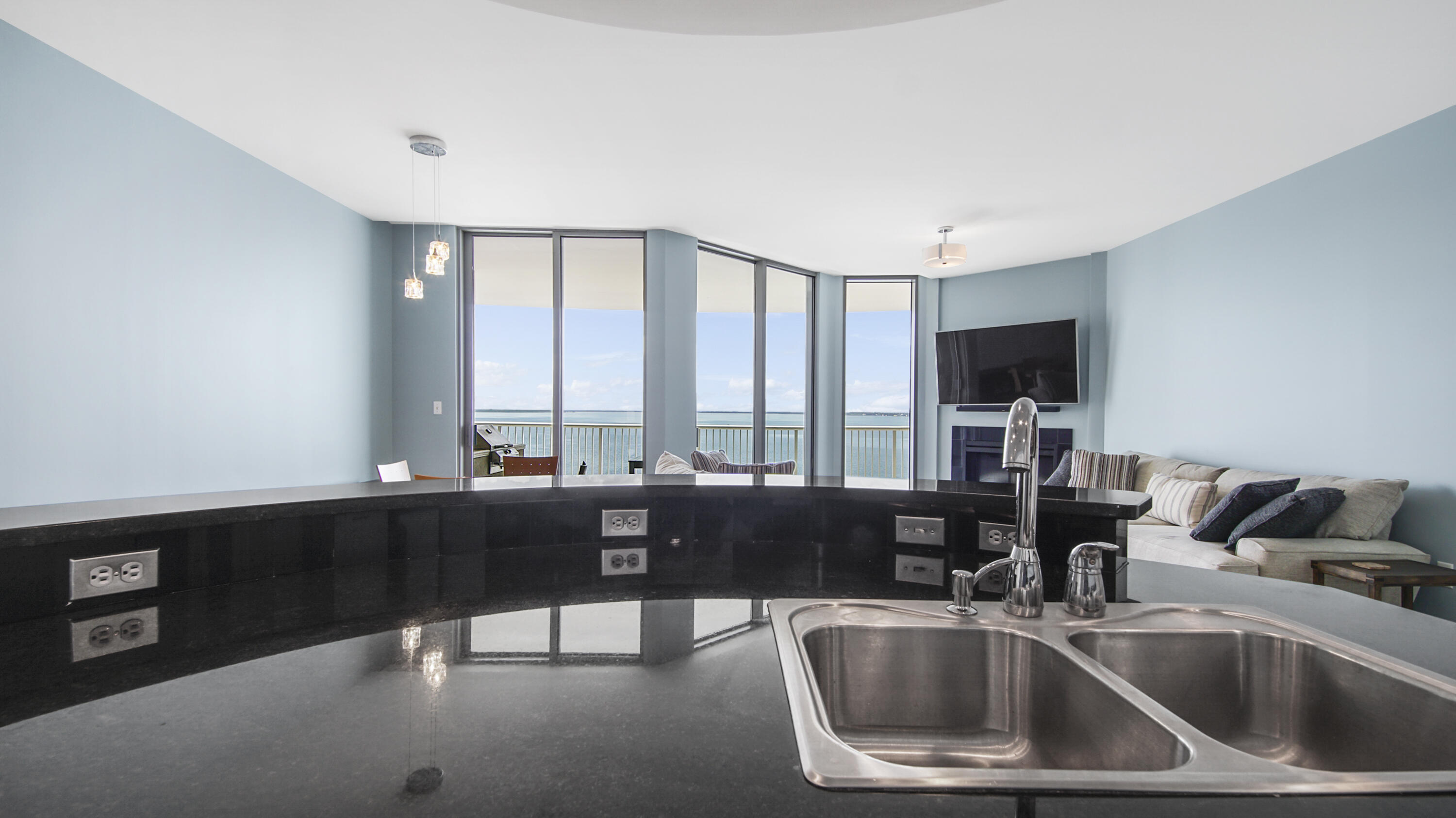 6422 W Highway 98 Panama City Beach FL 32407