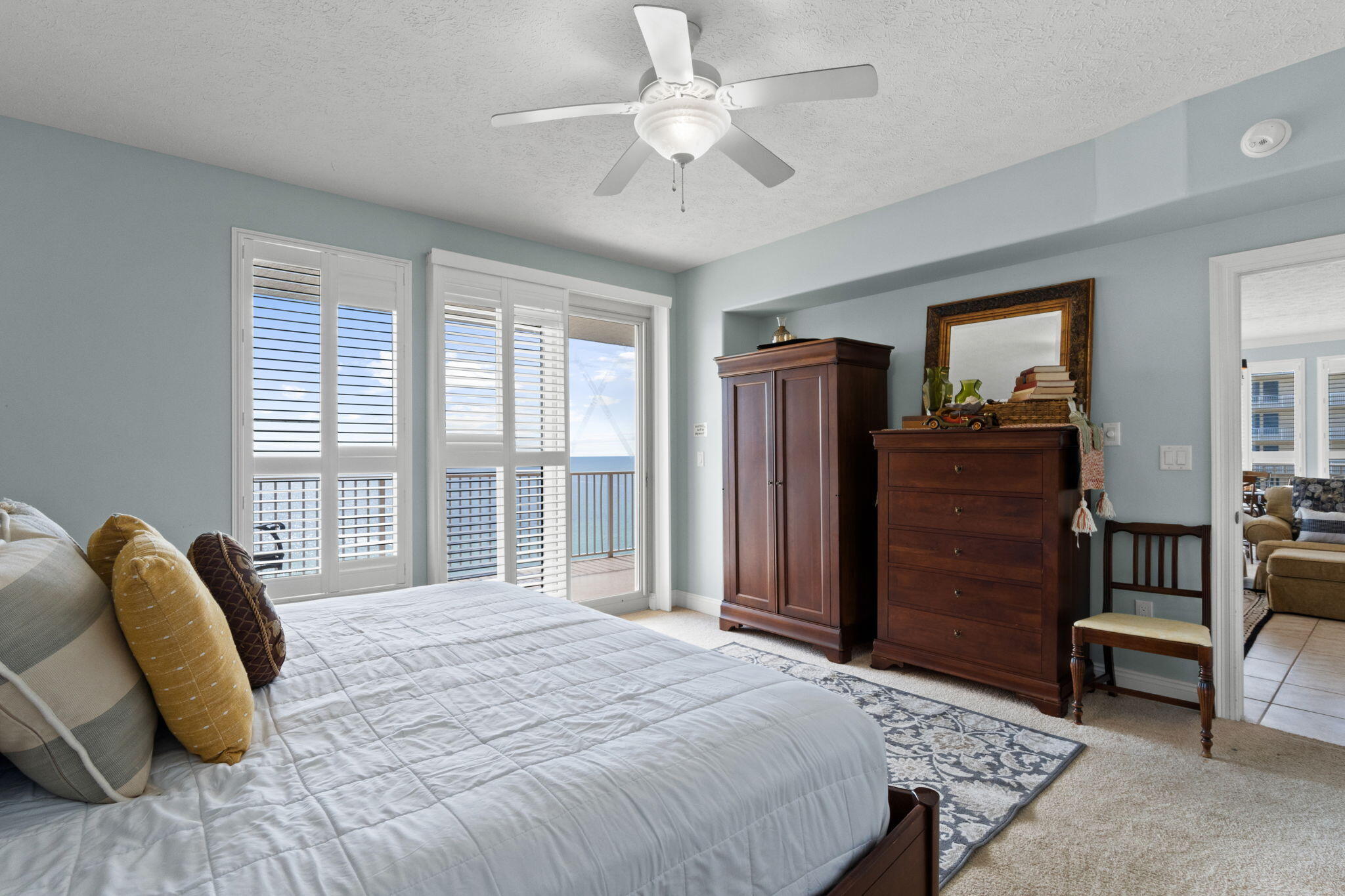 5004 Thomas Drive Panama City Beach FL 32408