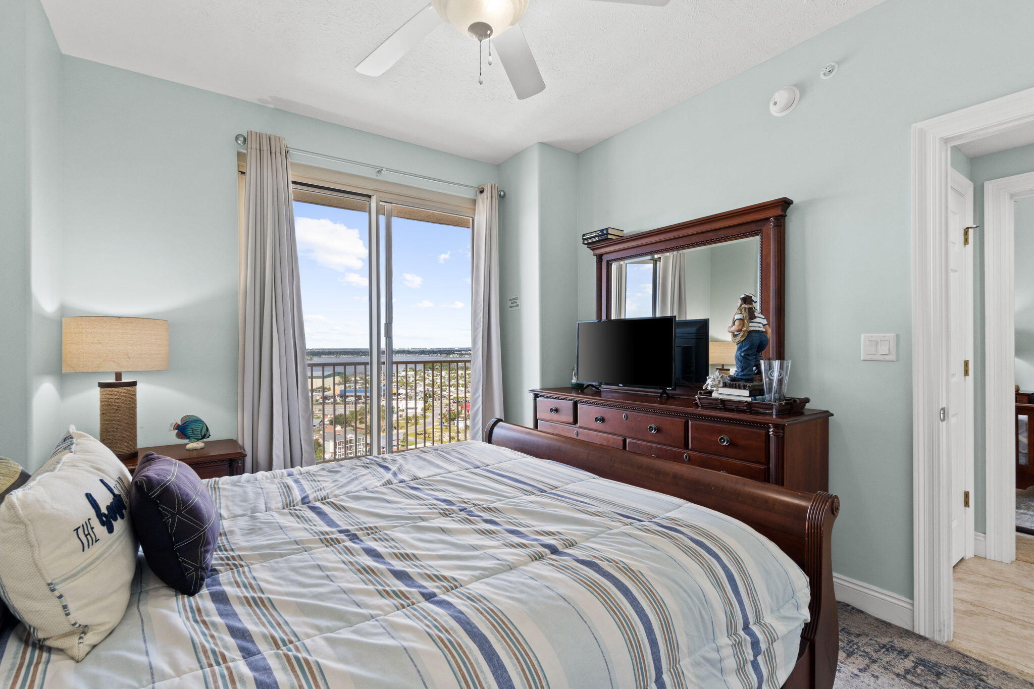 5004 Thomas Drive Panama City Beach FL 32408