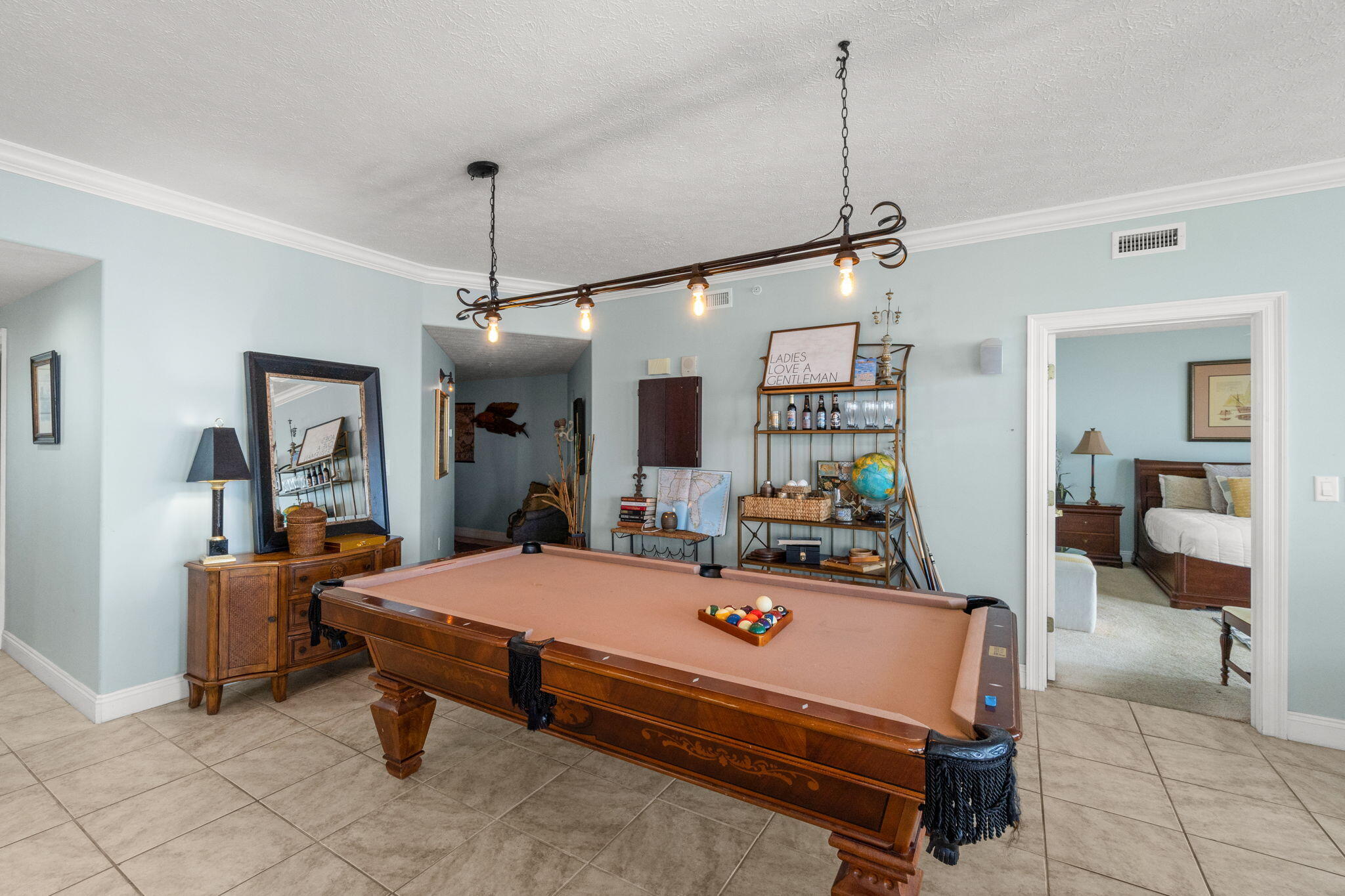 5004 Thomas Drive Panama City Beach FL 32408