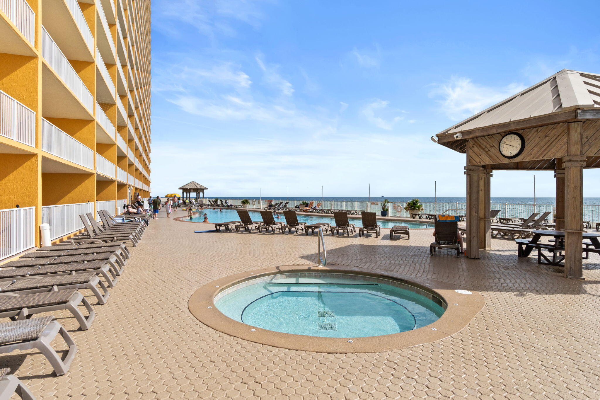 5004 Thomas Drive Panama City Beach FL 32408