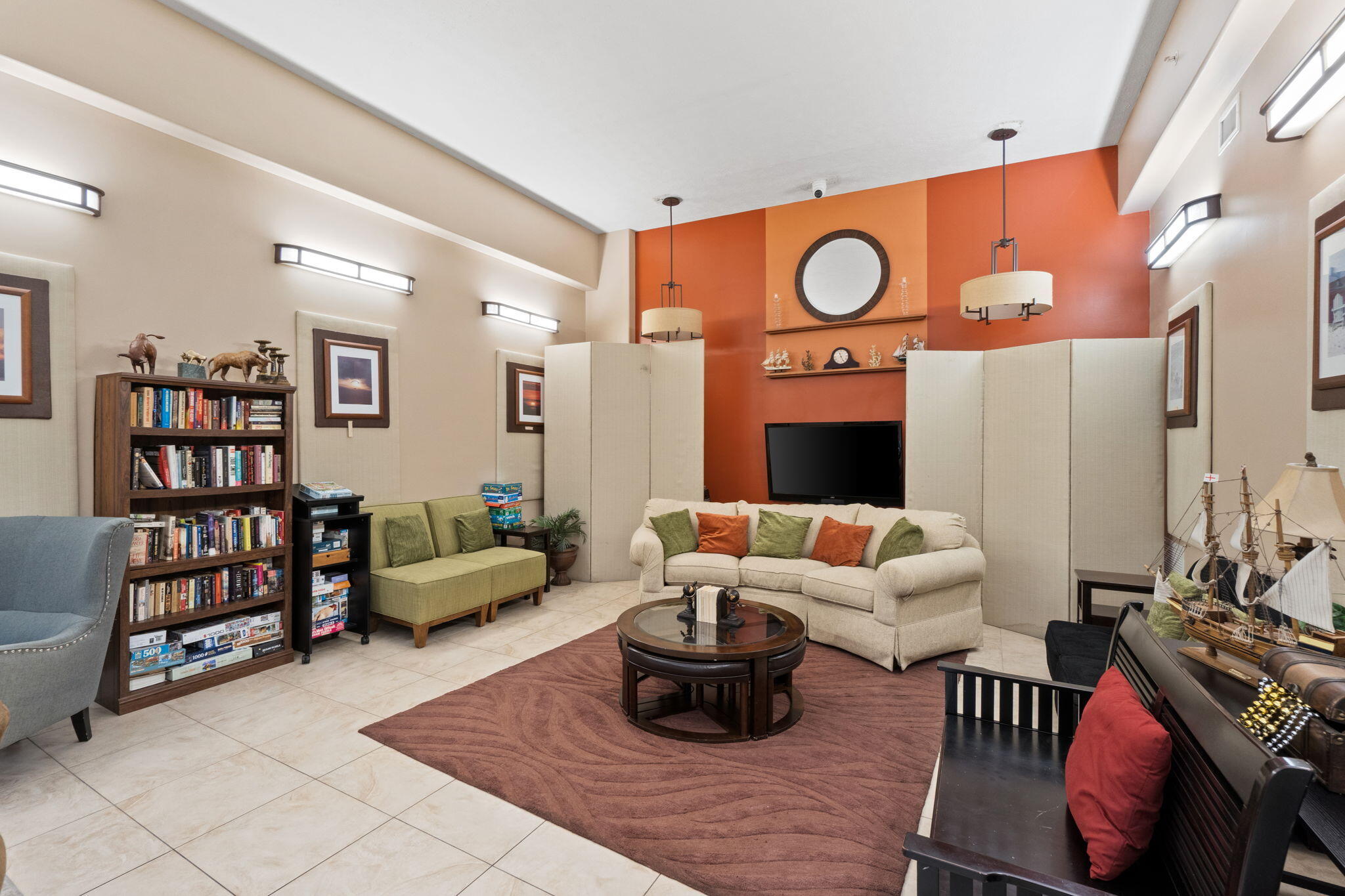 5004 Thomas Drive Panama City Beach FL 32408